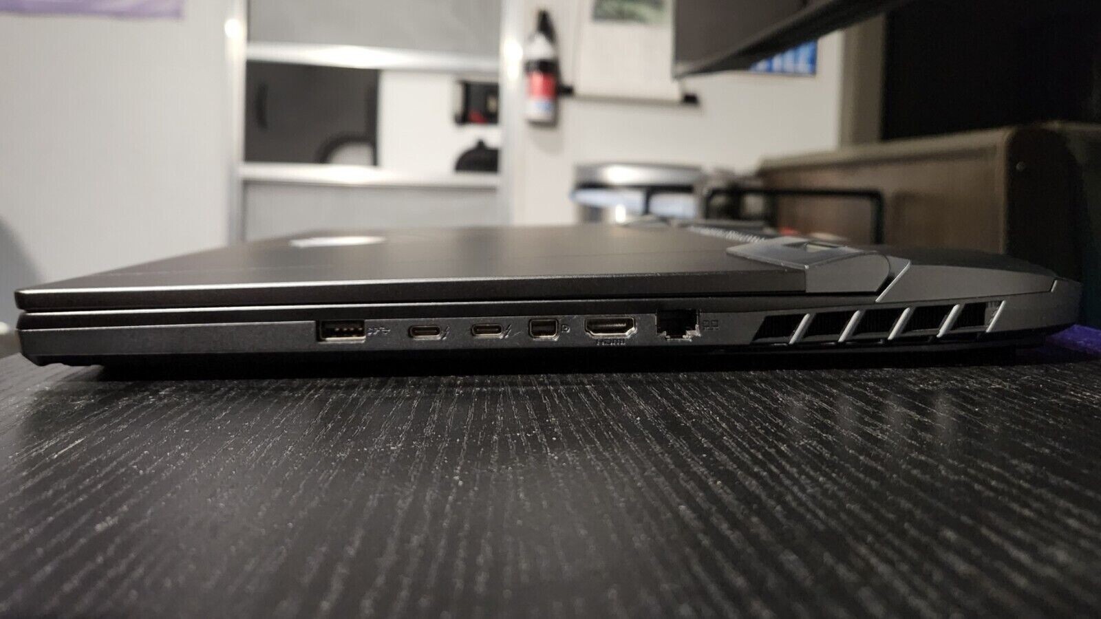 EXTREMELY POWERFUL LAPTOP! MSI TITAN GT77 12UHS, 12900HX, 3080Ti, 128GB RAM, 4TB