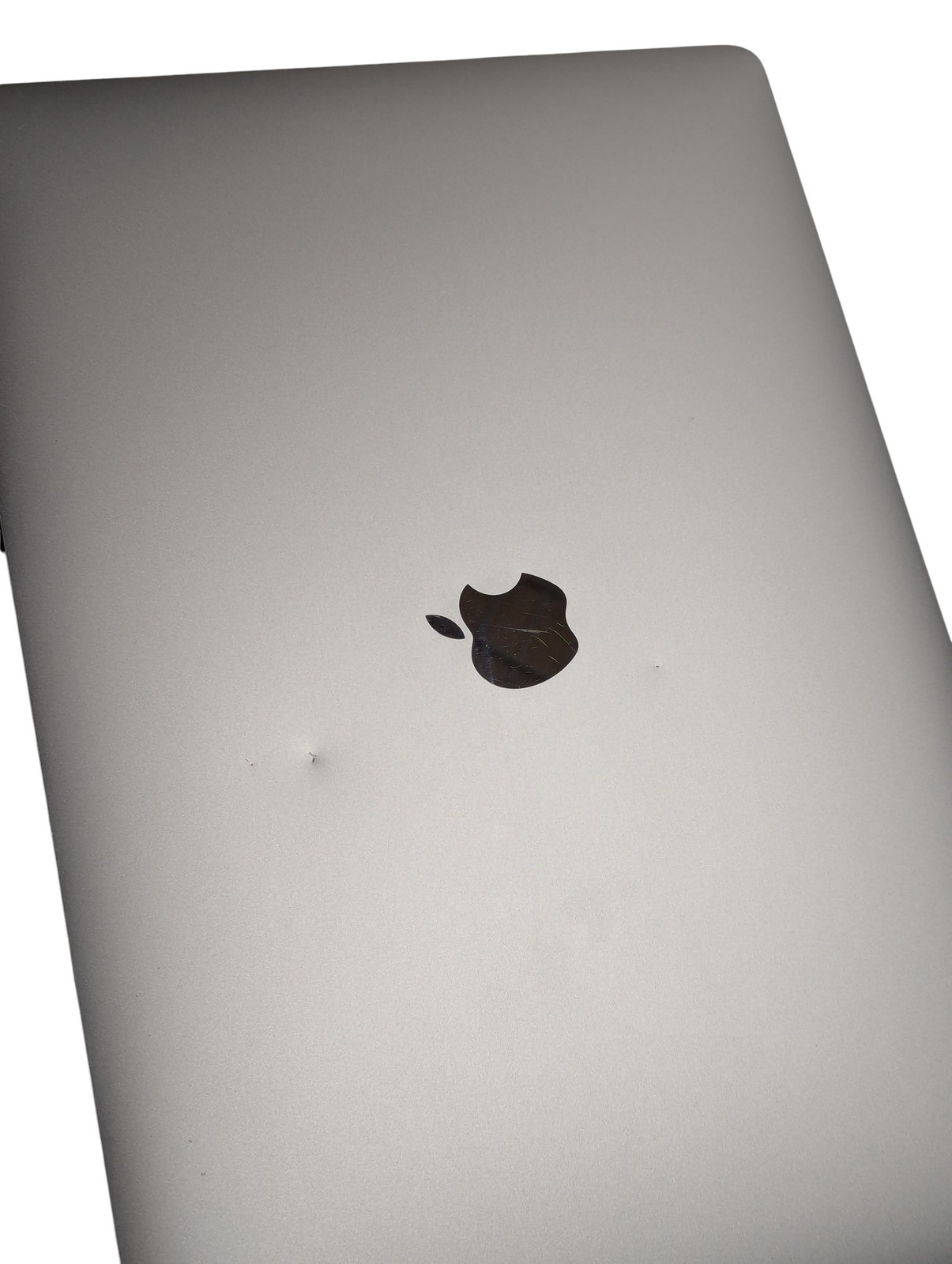 APPLE MACBOOK PRO A2141 2019 16″ i9 2.4GHz 32GB RAM 1TB Grade D