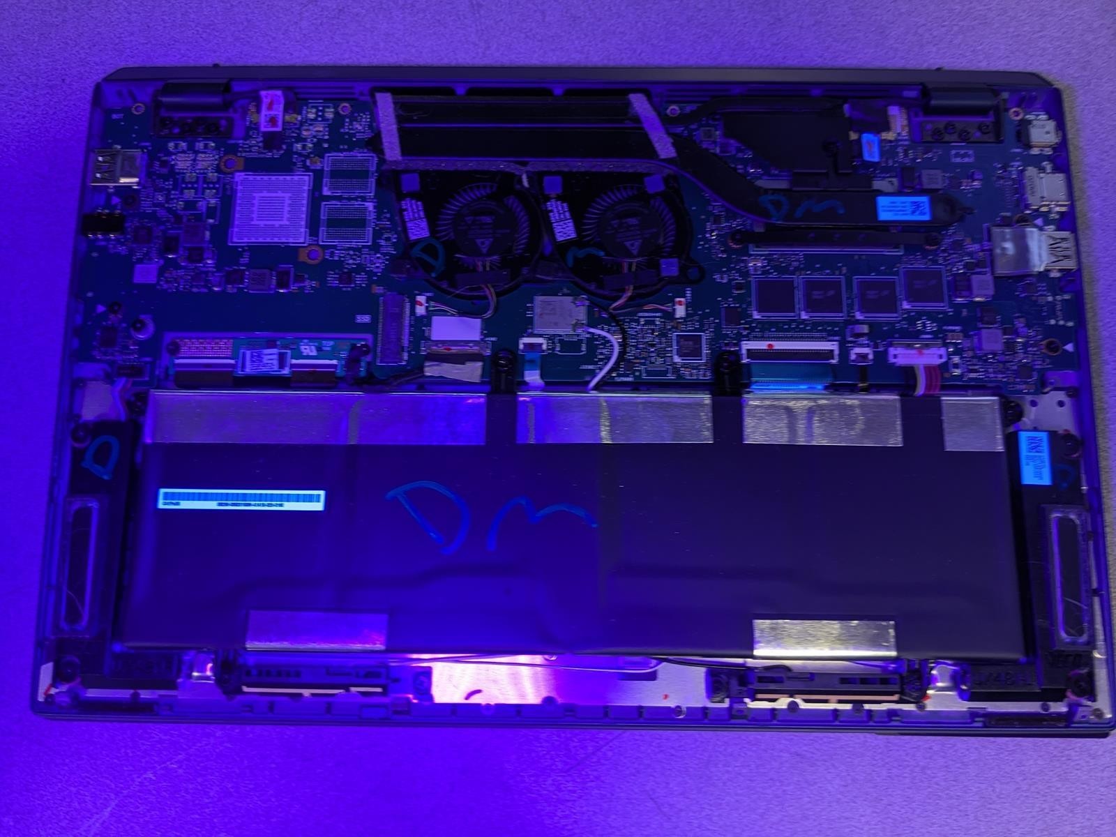 ASUS ZENBOOK UX481F i5-10210U @ 1.60GHz, 8GB RAM, NO HDD/OS – UNTESTED/FOR PARTS