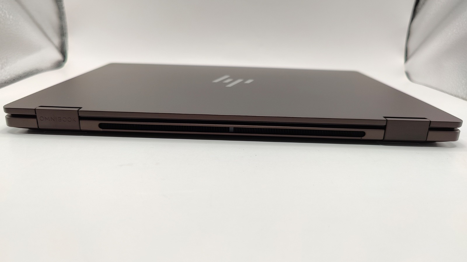 HP OMNIBOOK X 14″ OLED TouchScreen/512GB/16GB/AMD Ryzen AI 5 430/FREE SHIPPING!