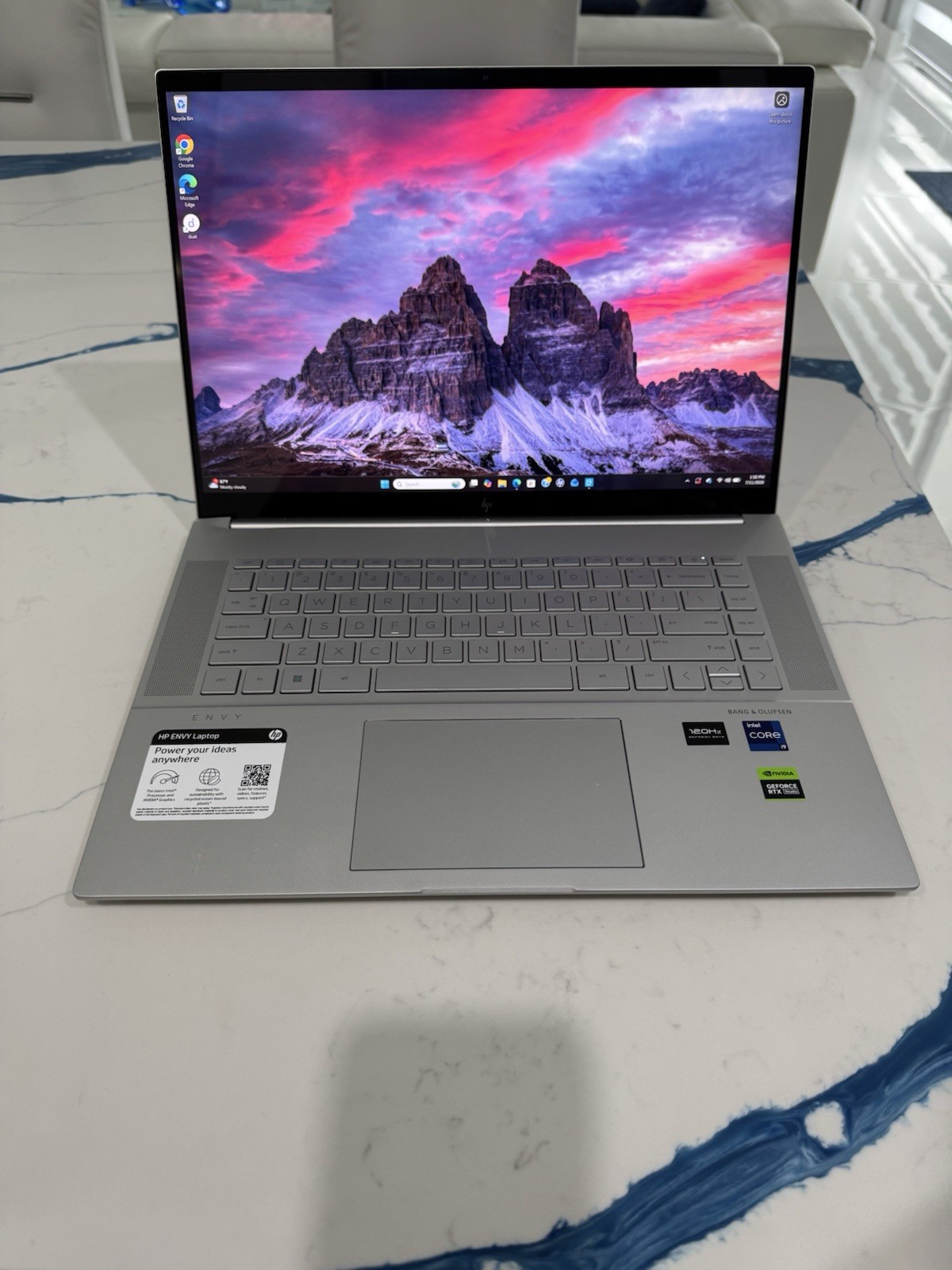 HP Envy 16-H1023DX-Nvidia RTX 4050 READ DESCRIPTION