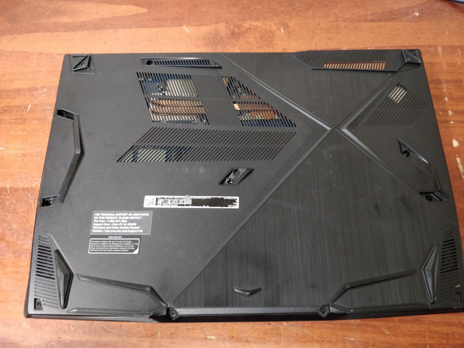 MSI Thin GF63 INTEL CORE I7-10750H@2.60GHz 8GB RAM GTX 3050 NO DRIVE PARTS 9034