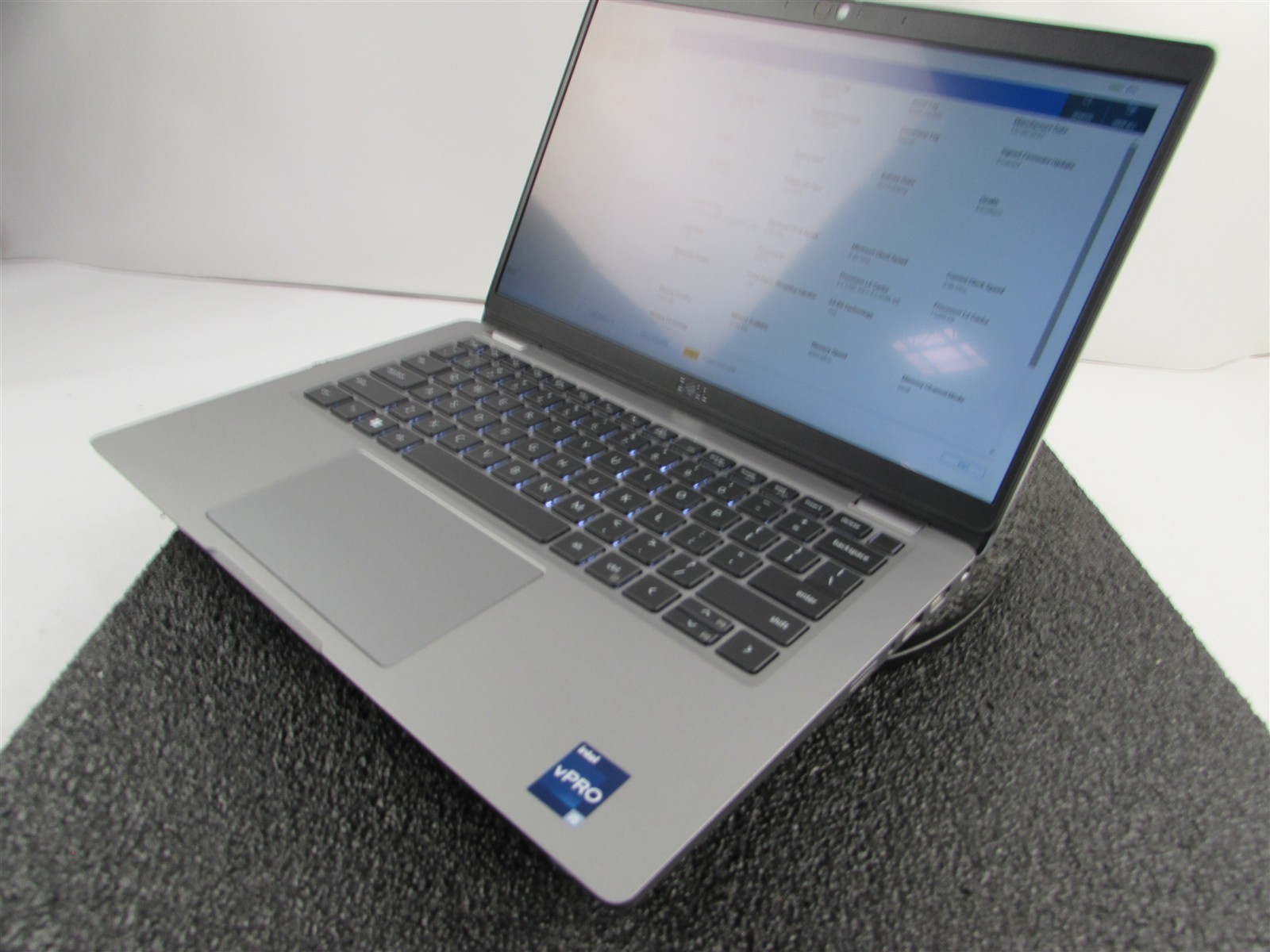 DELL LATITUDE 5330 FHD TOUCHSCREEN I5-1245U 10 CORE 512GB SSD 16GB RAM NO O.S