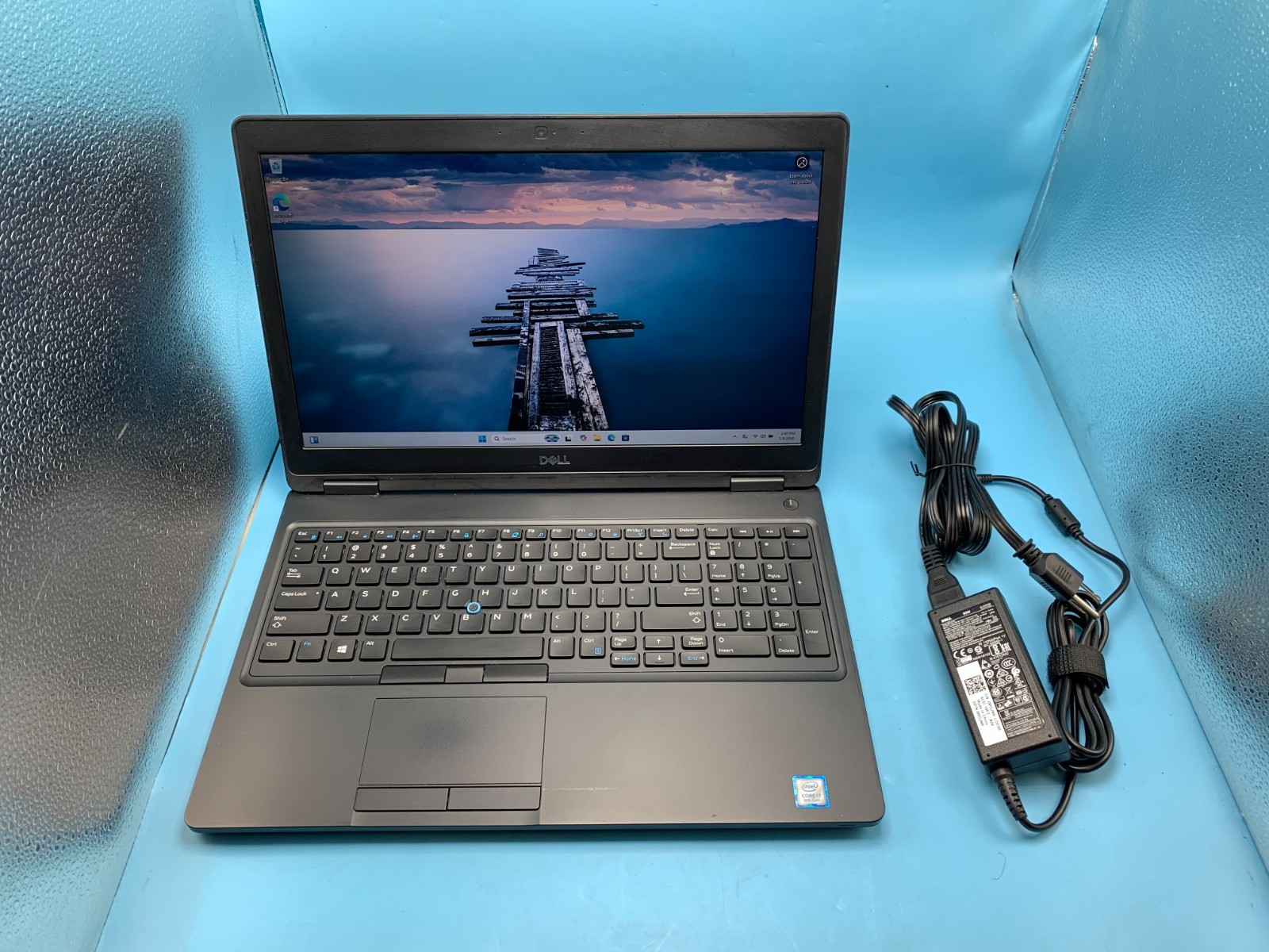 DELL LATITUDE 5590 15.6″ Core i7-8650U 1.90GHZ 16GB RAM 256GB SSD Windows 11 Pro
