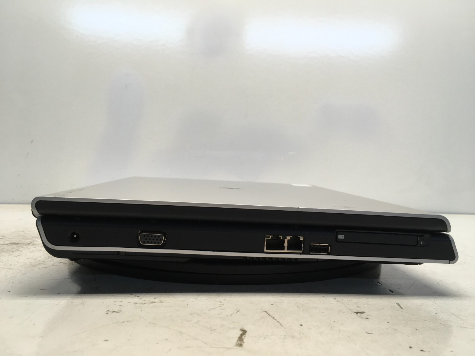 HP Pavilion ZE2308WM AMD Mobile Sempron 1600MHz 256 MB NO HDD