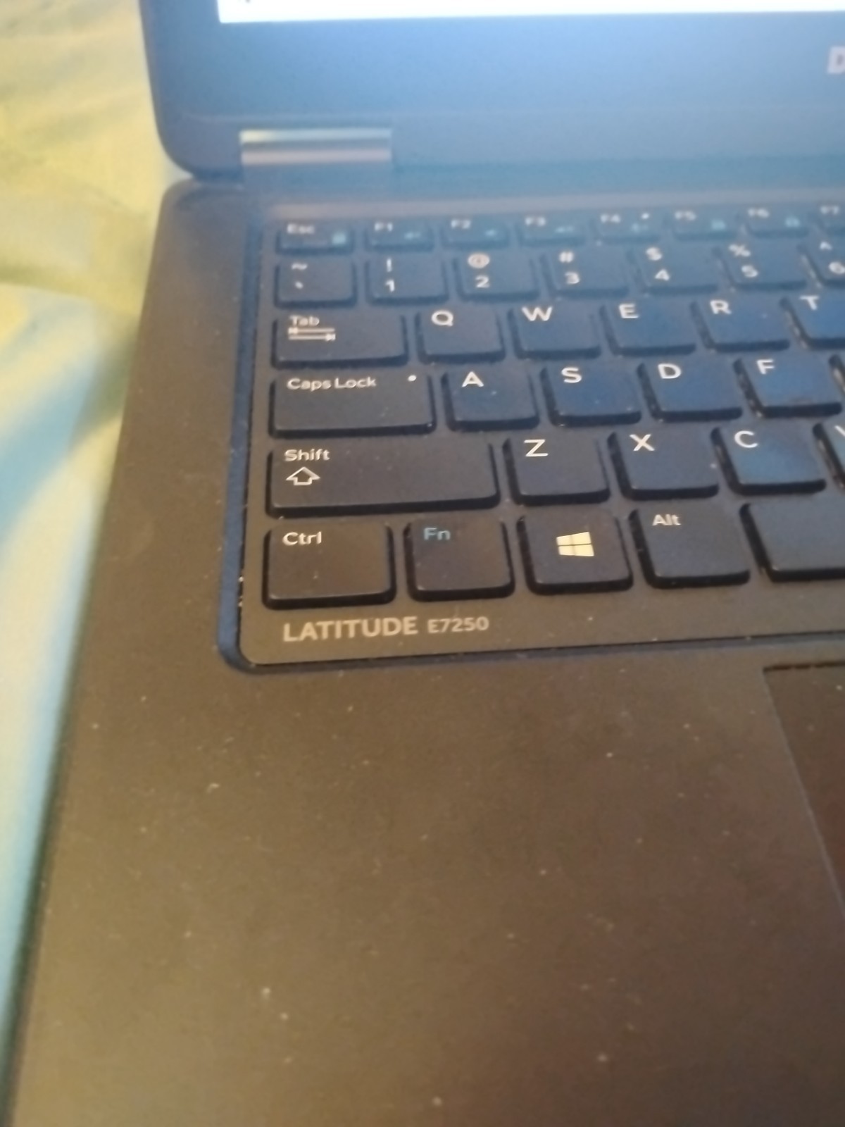 Dell Latitude E7250 12.5 inch (119GB SSD, Core i7-5600/16GB RAM) Windows Home