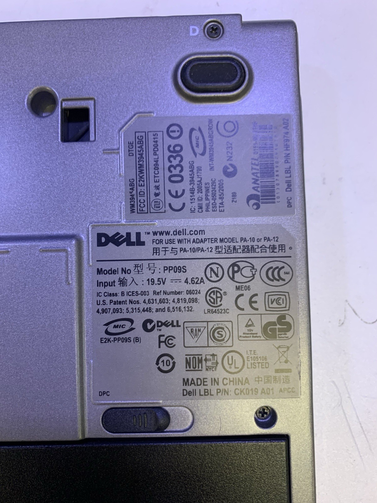 Nice ~ Dell Latitude D420 12″ Laptop Intel Core Duo 1.2GHz 1.5GB RAM (no HDD)