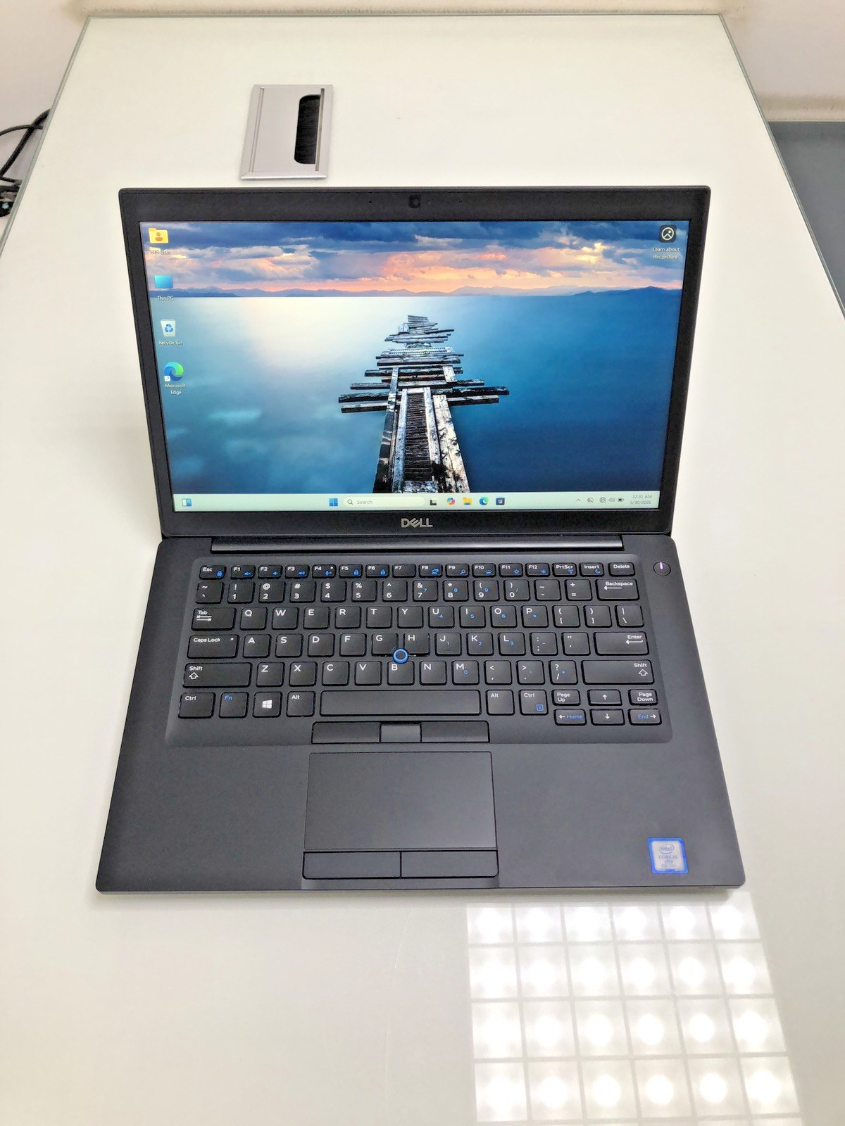 Dell Latitude 7490 i5-8350U 8GB RAM 256GB SSD 14″ FHD Business Laptop