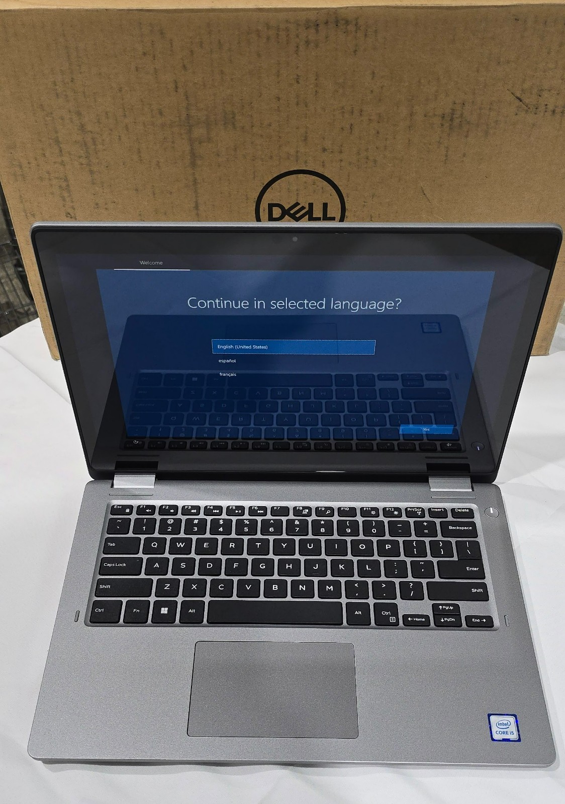 Dell Latitude 3310 2-in-1 Touchscreen 13.3″ FHD Laptop – i5-8265U 8GB 256GB SSD