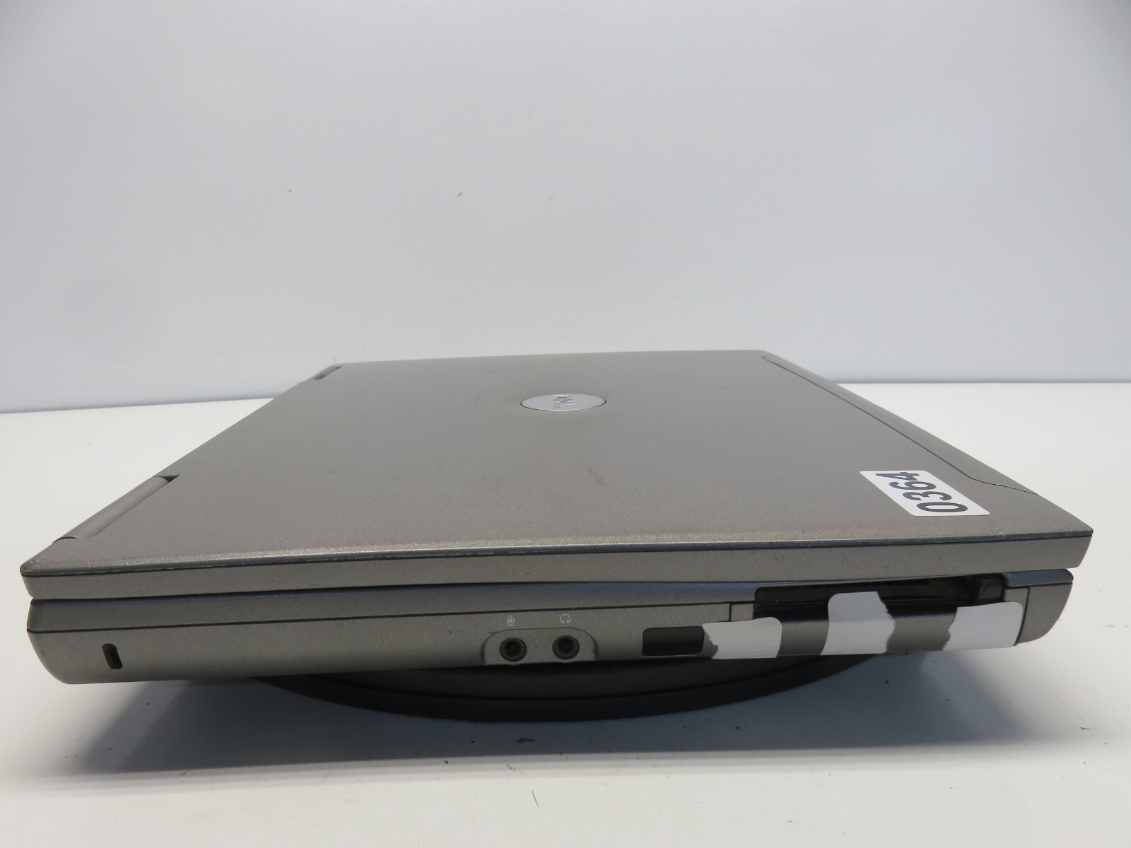 Dell Latitude D610 Intel Pentium M 1.86GHz 1.5GB 40 GB WIN XP No Batt