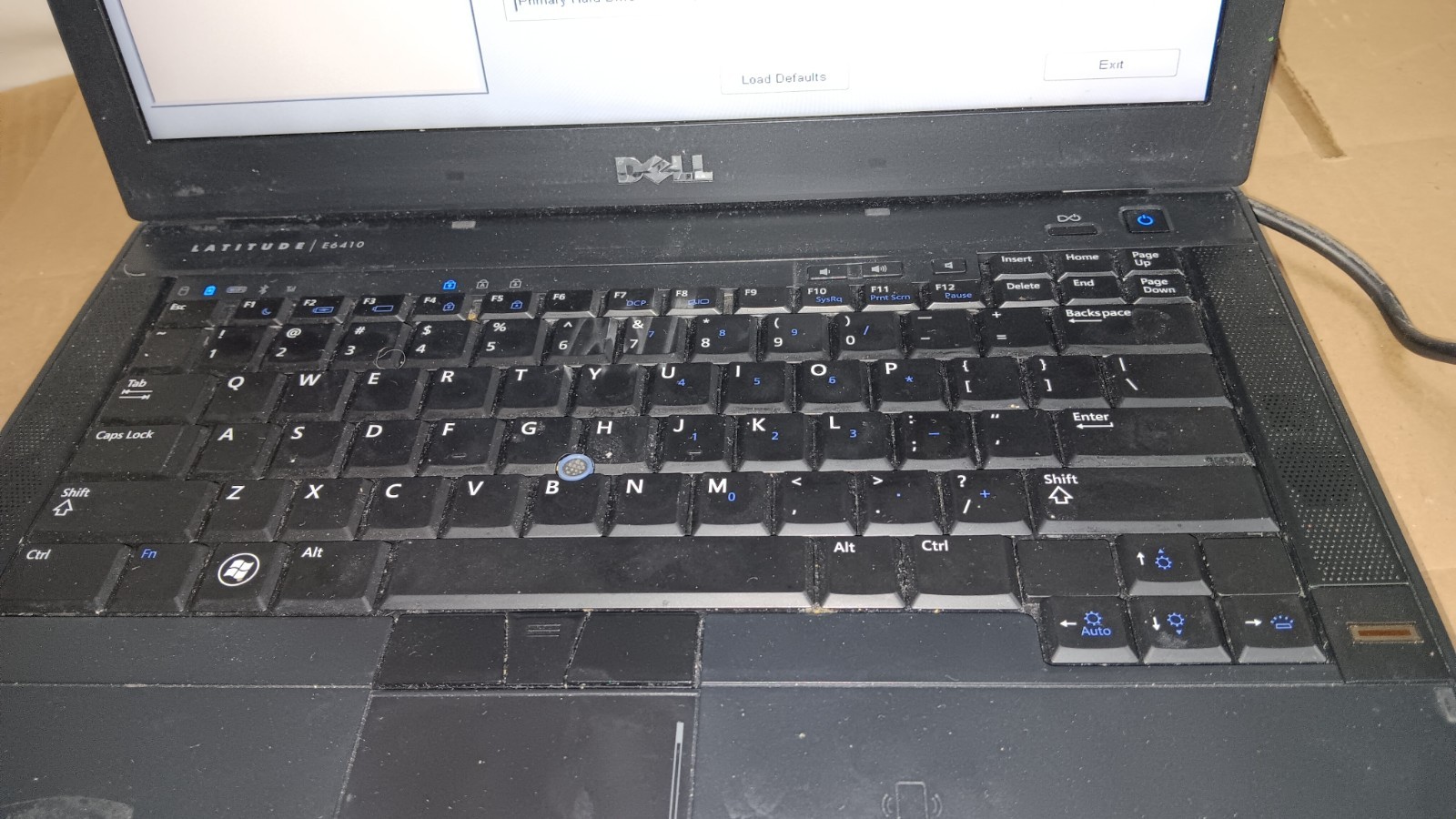 Dell Latitude E6410 Laptop Core i5-M520 @ 2.40GHz 14″ LCD Screen 9 cell Battery