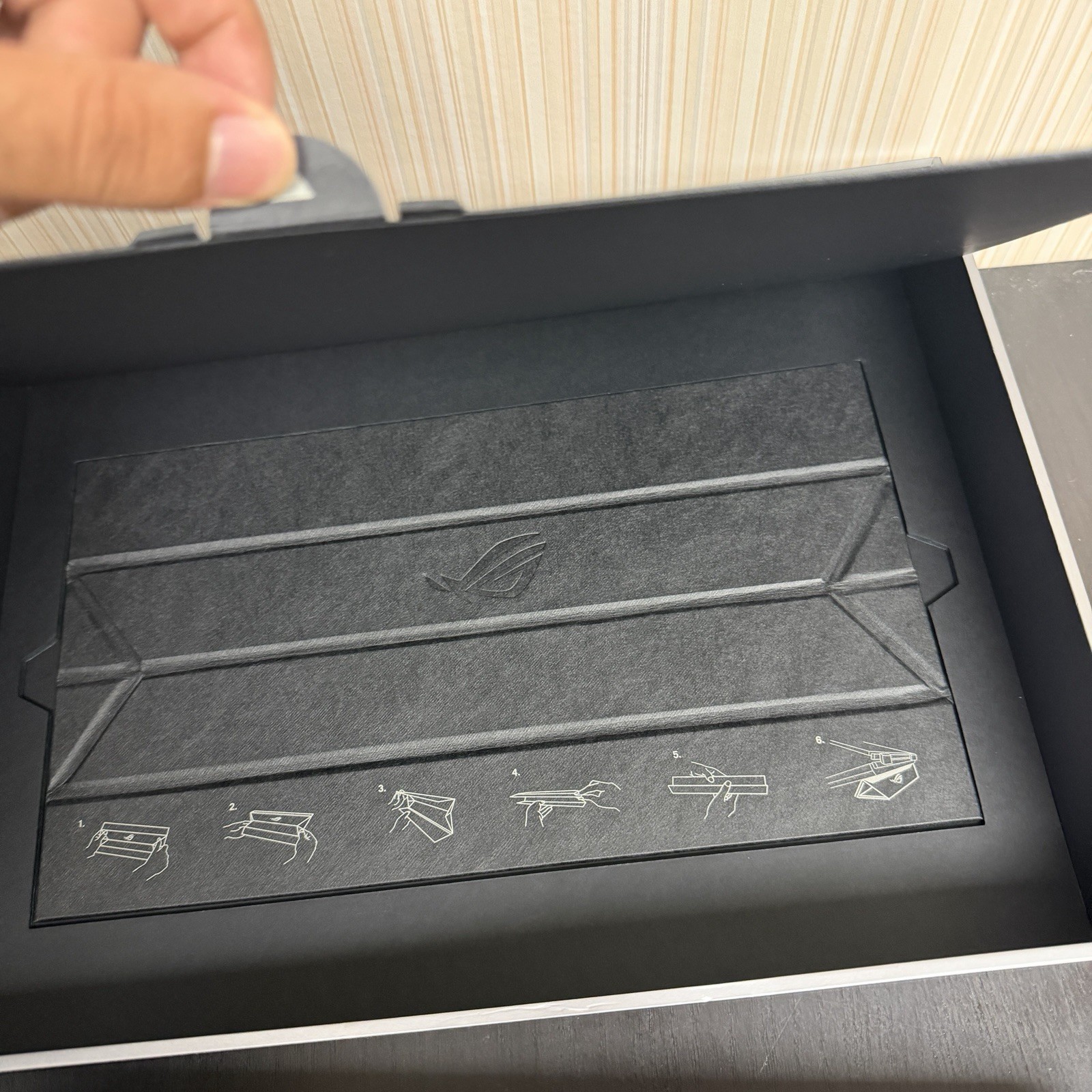 ASUS ROG Zephyrus Duo 16 Dual Touch 16″ Ultra 9 386H 32GB RAM 1TB SSD RTX 5070Ti