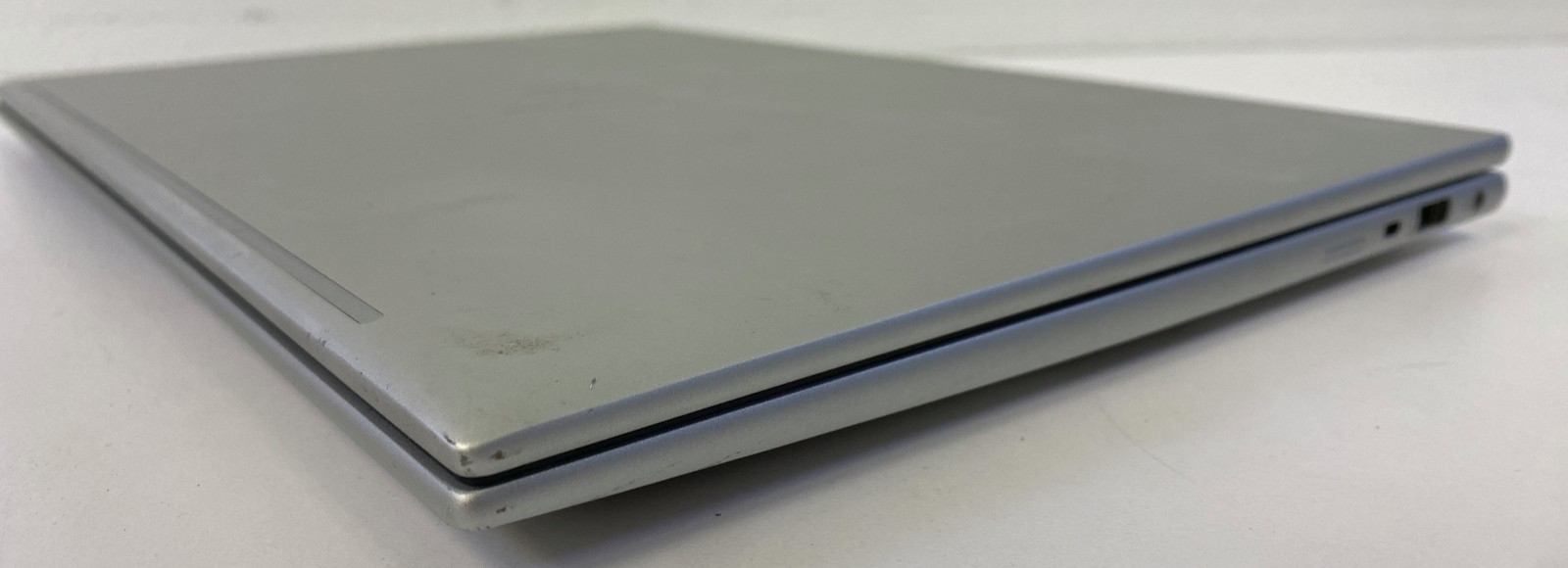 HP EliteBook 845 G10 14″ Ryzen 5 PRO 7540U 8GB DDR5 RAM Radeon 740M NO SSD/OS