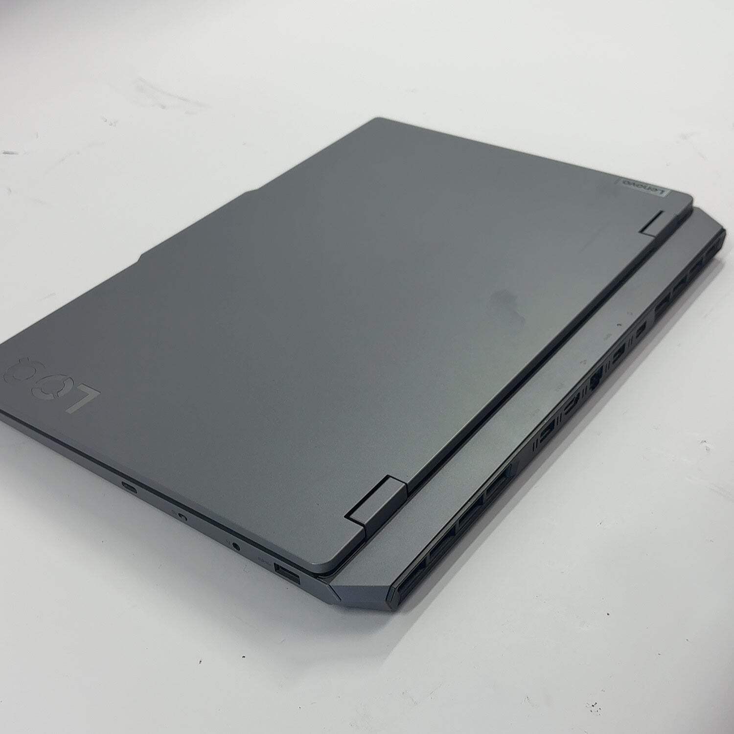 Lenovo LOQ 15 15ARP9 15.6″ Ryzen 5 7235HS 12GB RAM 512GB SSD GeForce RTX 4050