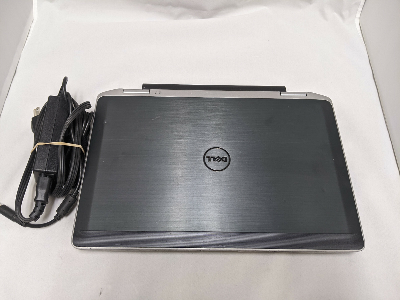 Dell Latitude E6320 Laptop i5-2520M CPU @ 2.50GHz 4GB RAM 250GB HDD Win10 Home