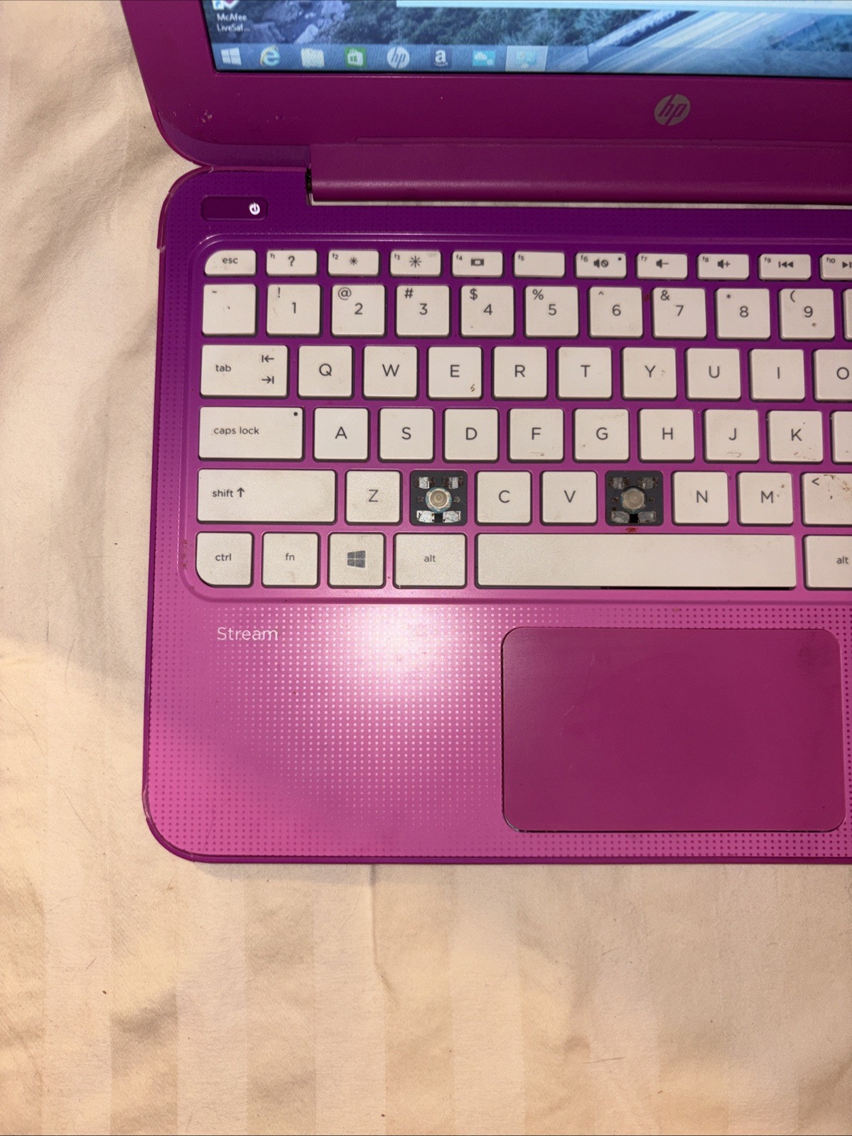 HP Stream 11 Intel Celeron N2840 Dual-Core 2GB RAM 32GB Laptop pInk -READ detail