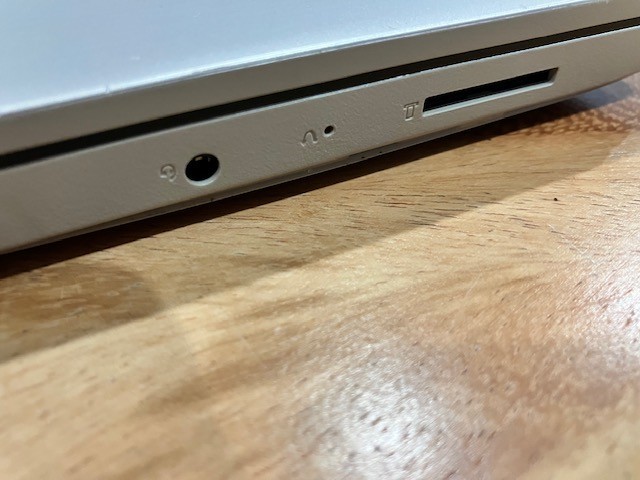 Lenovo Ideapad 3 15ITL05 15.6 -Intel i3-1005G1 12GB RAM 256GB SSD Win 11 Home