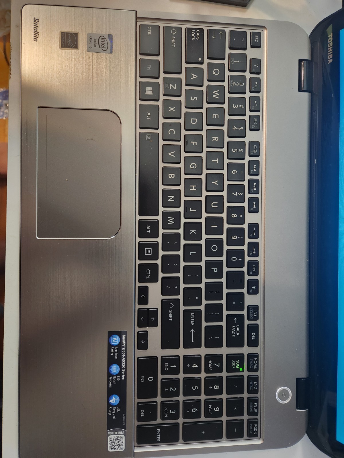 Toshiba Satellite E55t-A5320 TouchScreen Windows 10 W/OEM Charger! READ DESC~