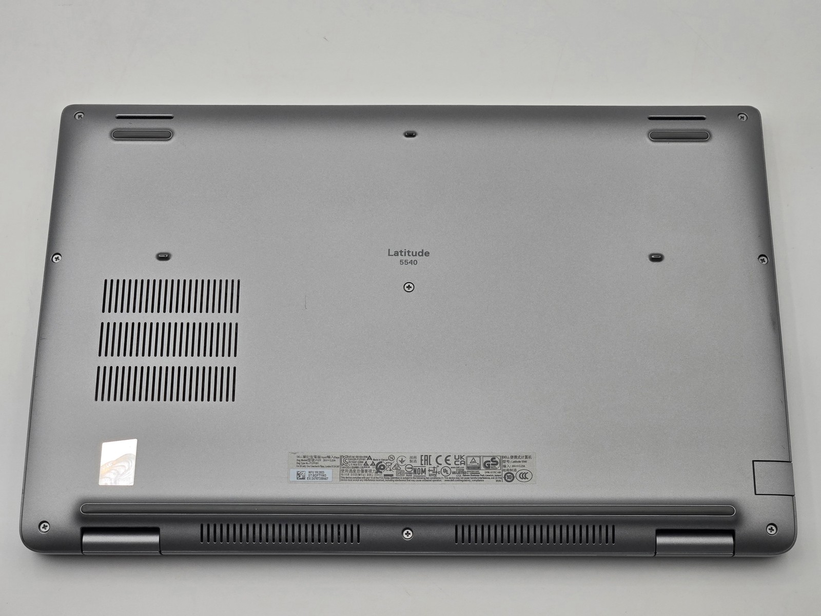 Dell Latitude 5540 15″ FHD I5-1335U 512GB 16GB W11P Webcam Backlit Warranty