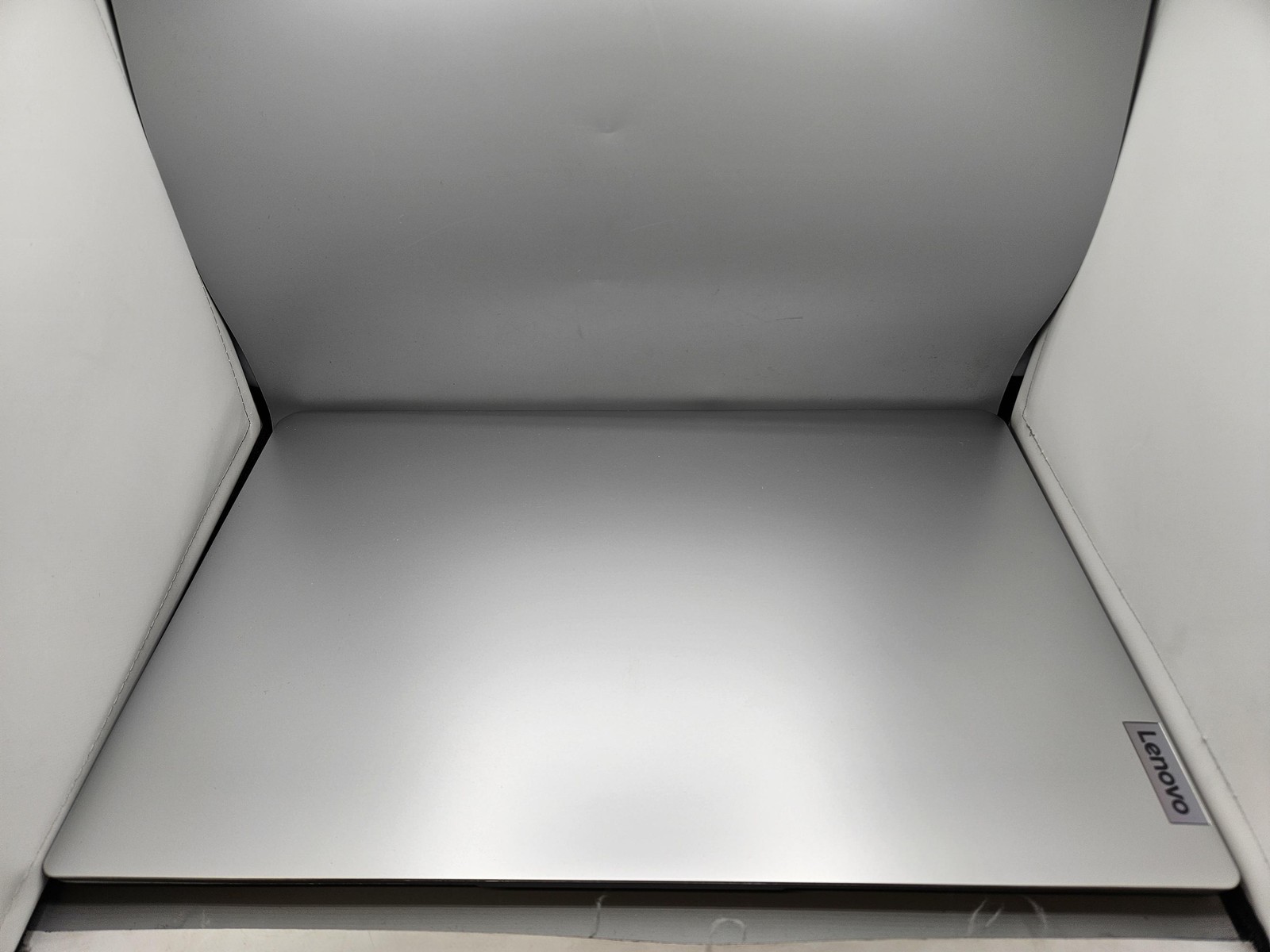 Lenovo IdeaPad 1 15.6″ HD Laptop, 128GB eMMC, Windows 11 Home, Cloud Grey *READ