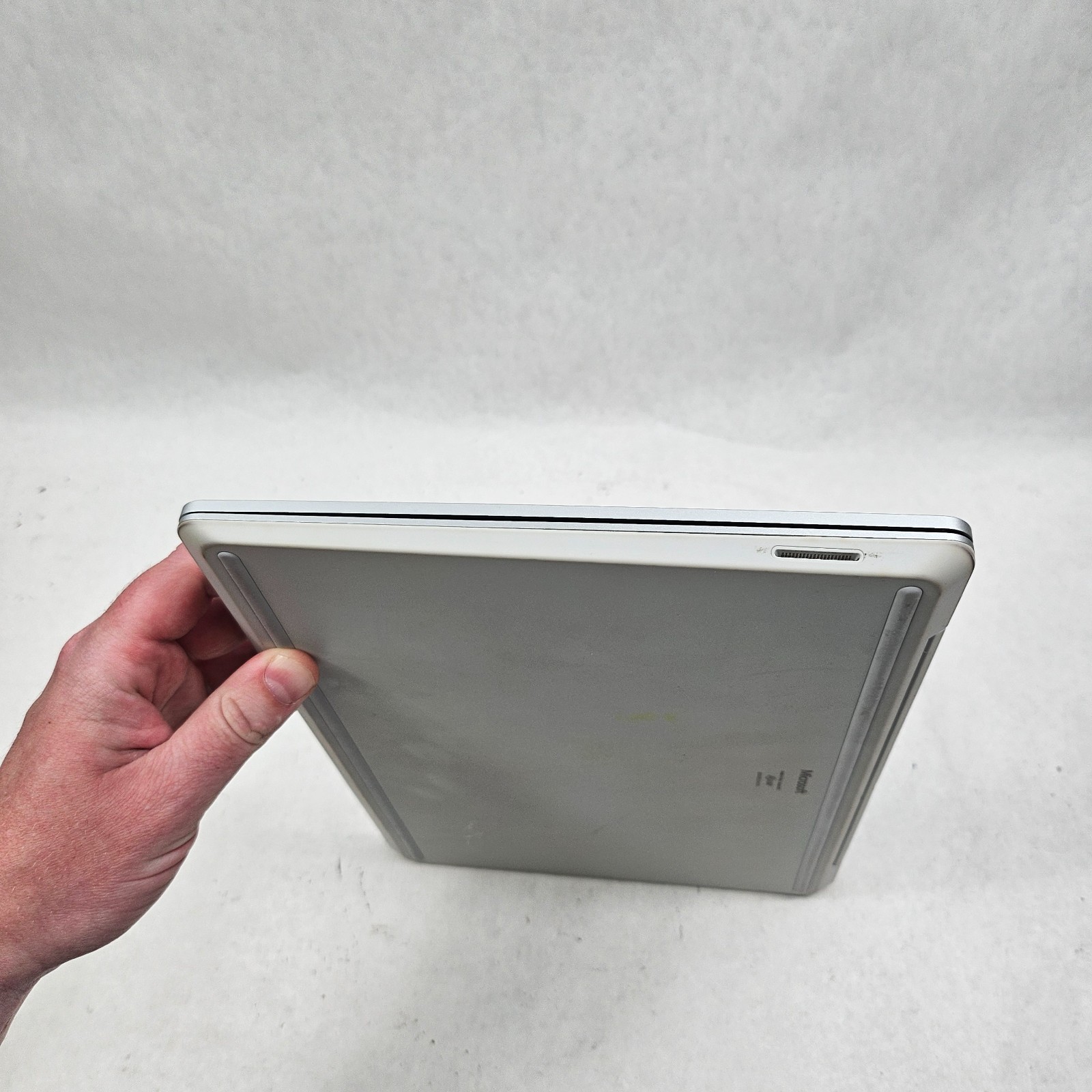 Microsoft Surface Laptop Go 2 2013 Intel Core i5-1135G7 8GB RAM 128GB SSD No OS