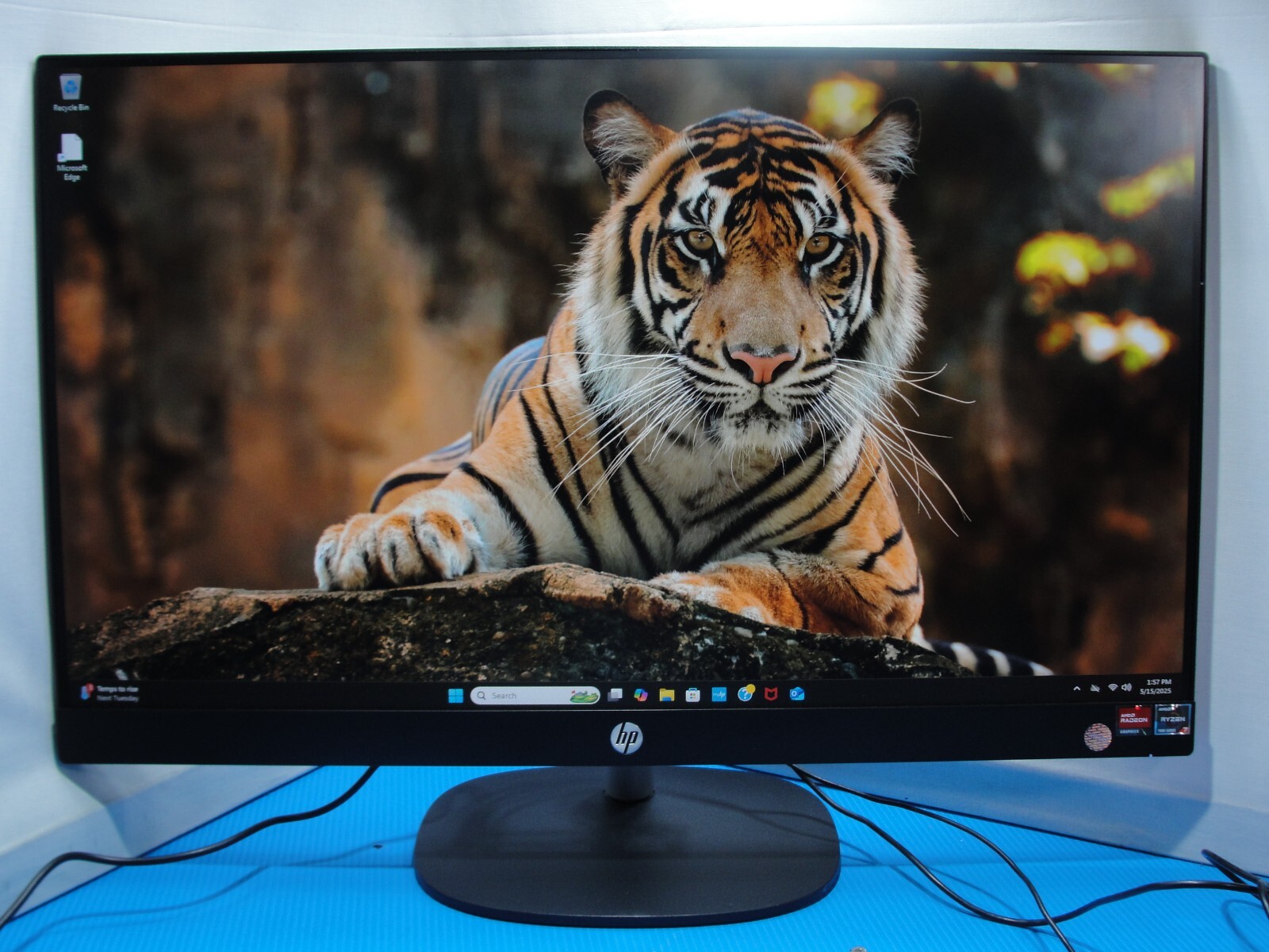 HP AIO 27-CR0055M 27”FHD AMD Ryzen 7 7730U 2GHz 16GB 1TB SSD WARRANTY