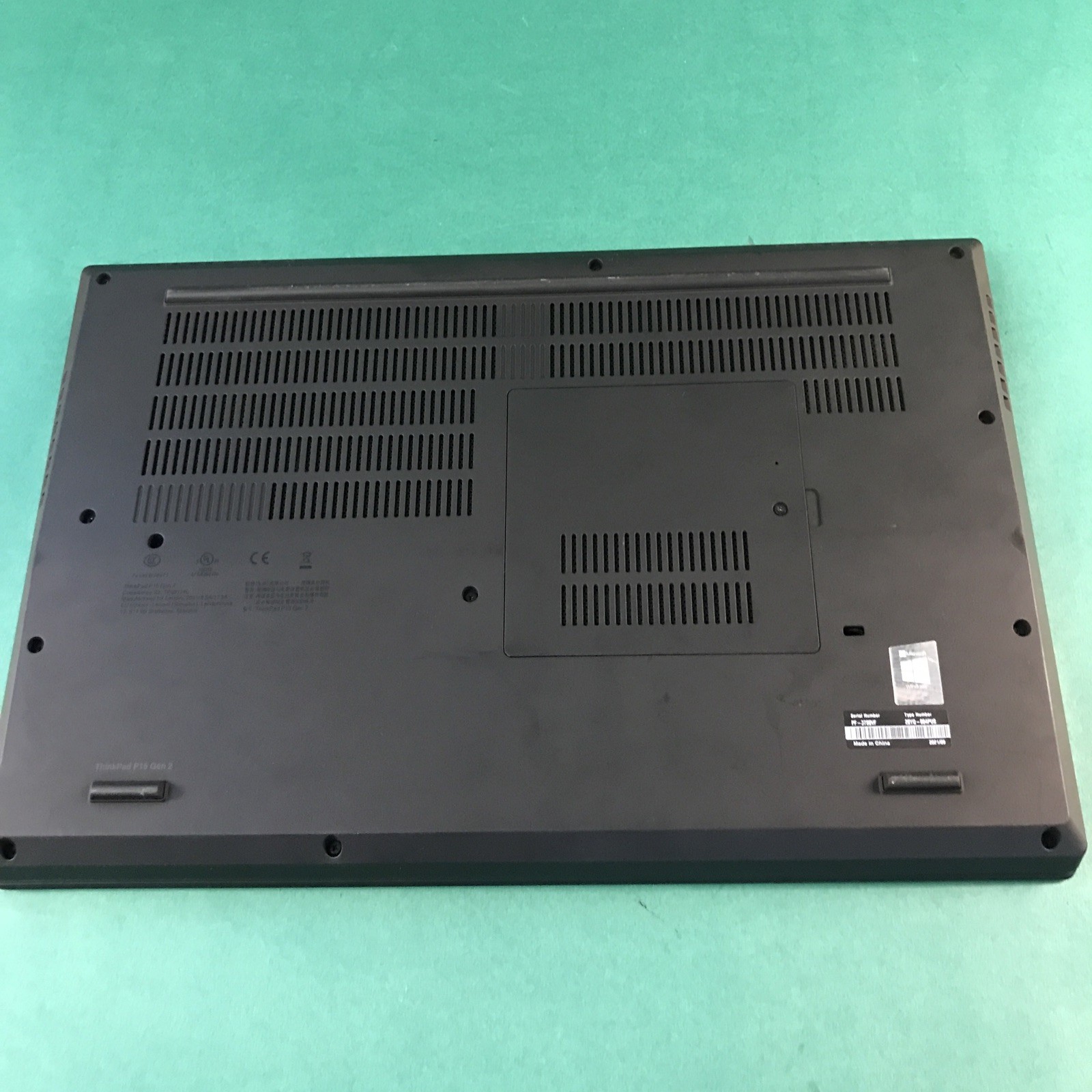 Lenovo P15 Gen 2 Thinkpad Laptop w/ intel i7-11800H @ 2.3GHz 32GB RAM 1TB Win11