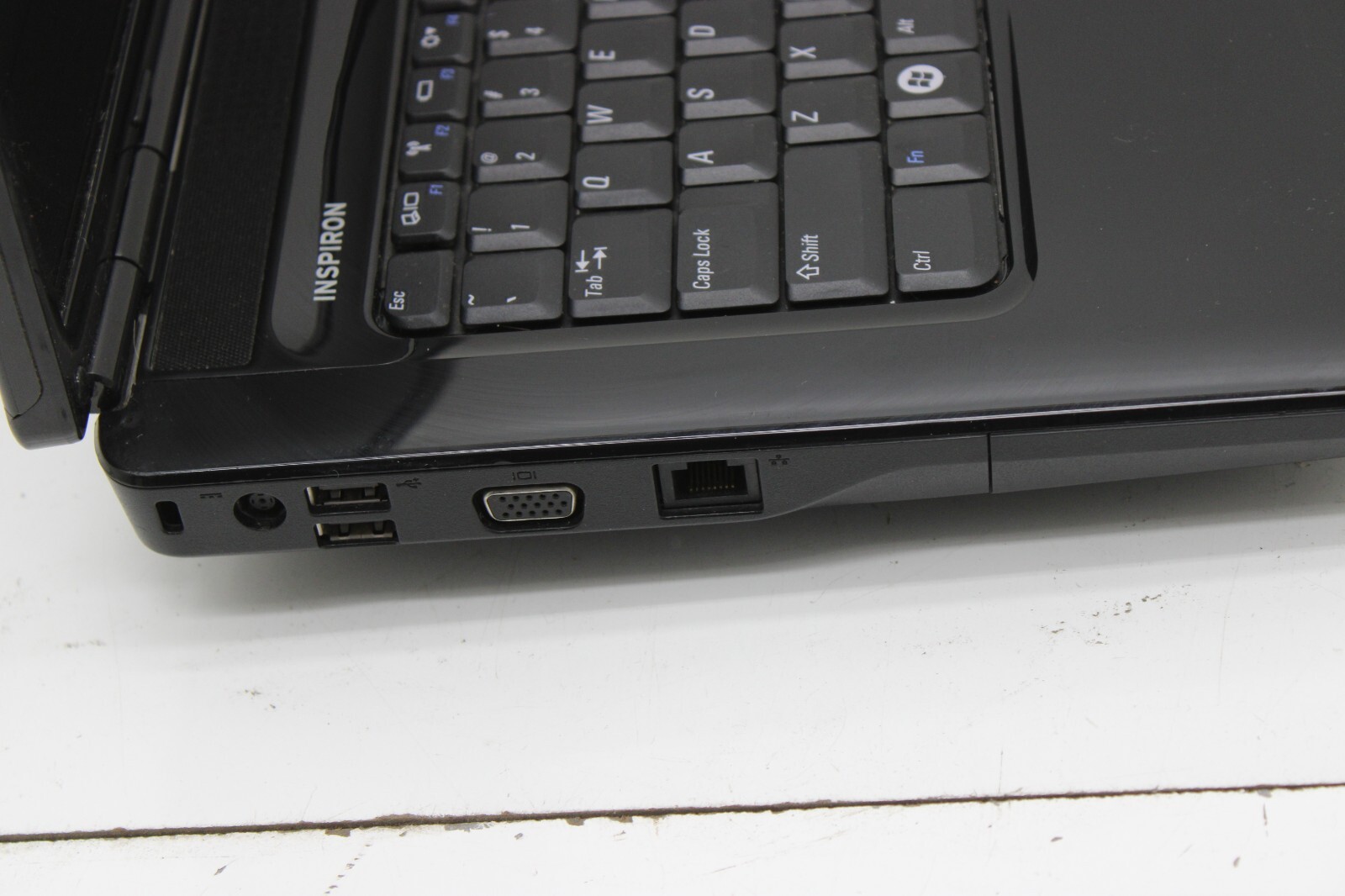 Dell Latitude 1545 Laptop Intel Core 2 Duo T6600 4GB Ram 500GB No OS Bad Batt