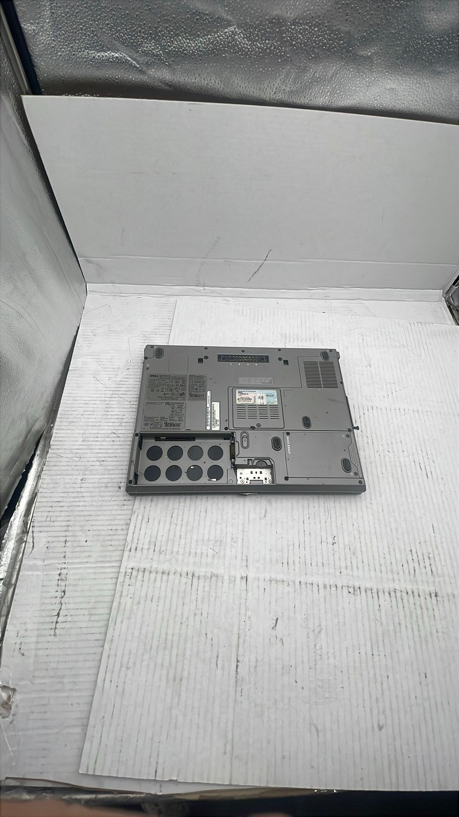 Dell Latitude PP04X Laptop Intel Centrino Gray No HDD