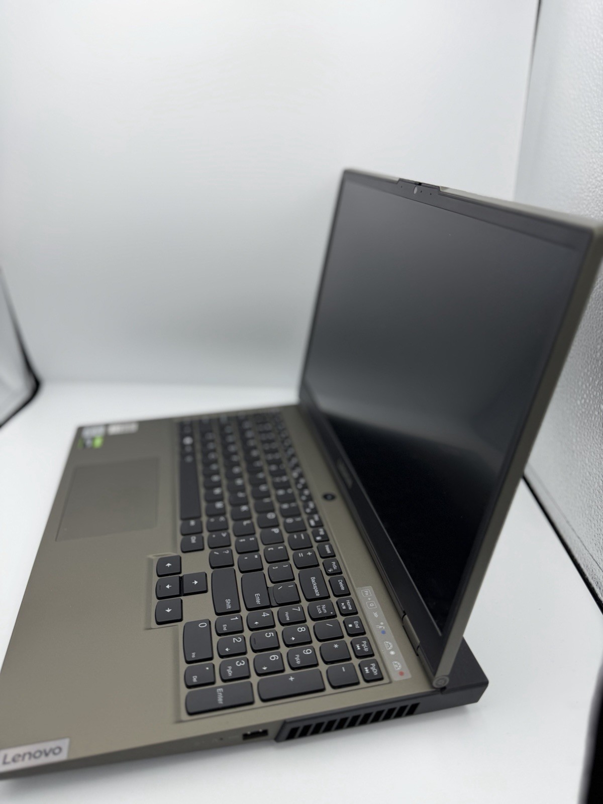 Lenovo Legion 5 15.6″ 144Hz | i7-10750H | GTX 1660 Ti | 16GB RAM | 1.5TB Storage