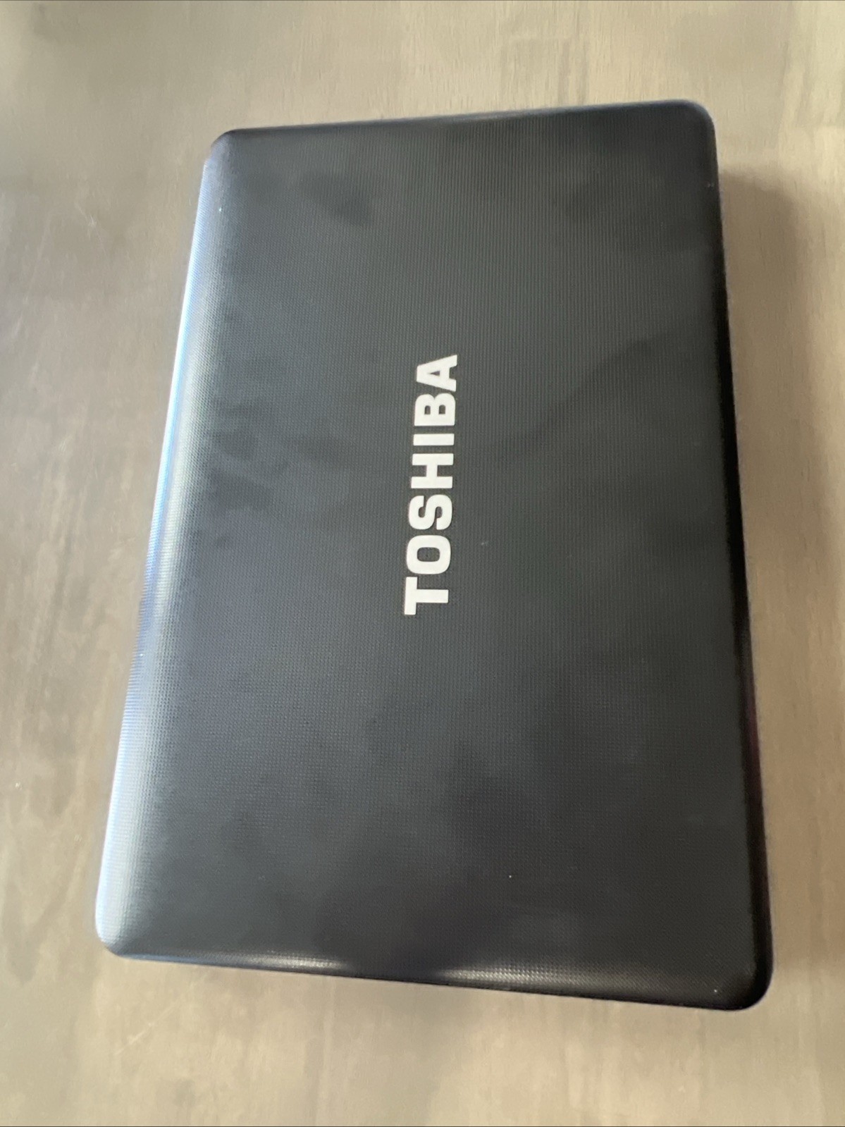 Toshiba Satellite C655D-S5511 15.6″ Laptop AMD E-300 4GB RAM 320GB Win 10
