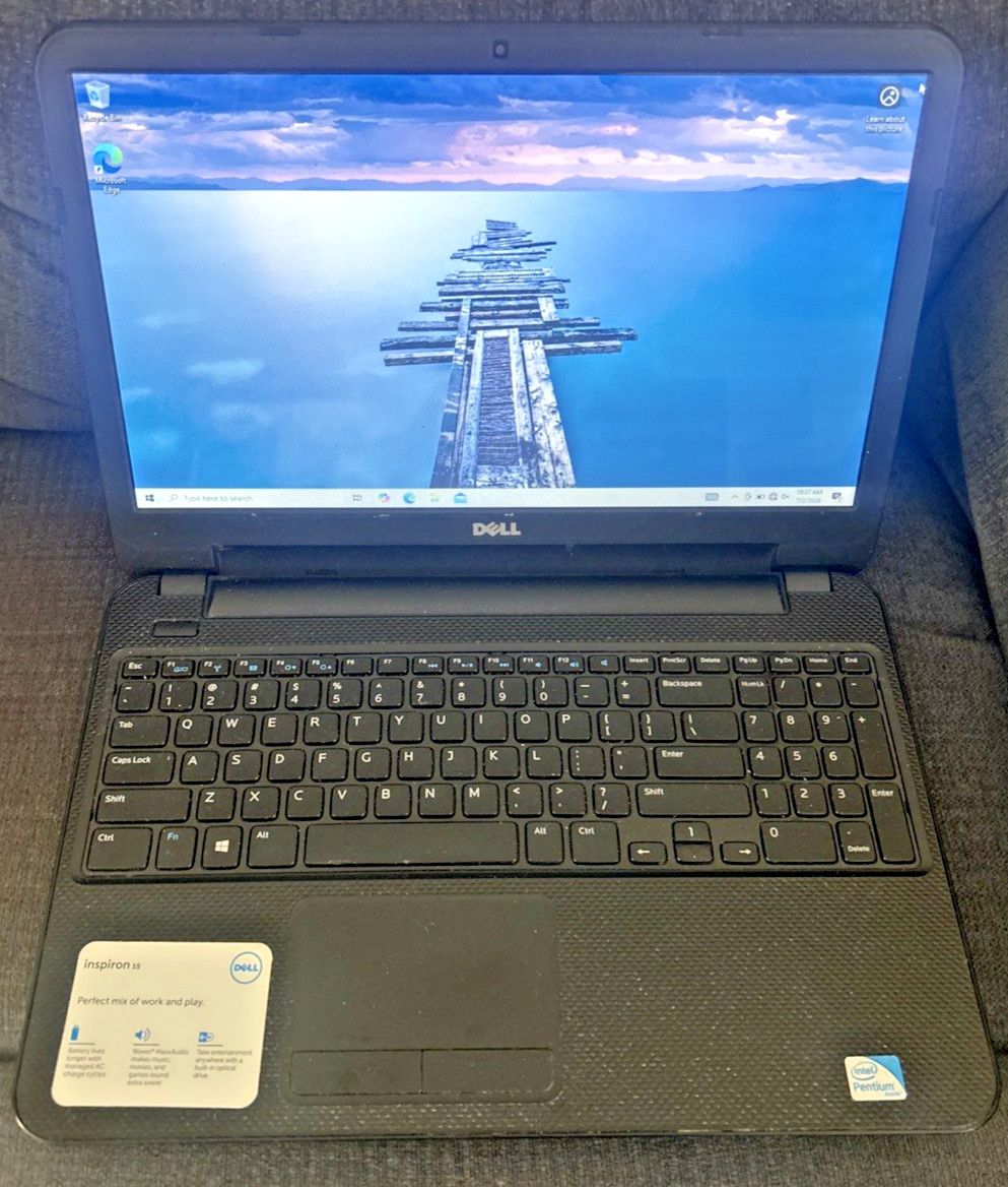 DELL Inspiron 15 3521 Intel 1.8 GHz 8GB RAM, Laptop, With Power Supply