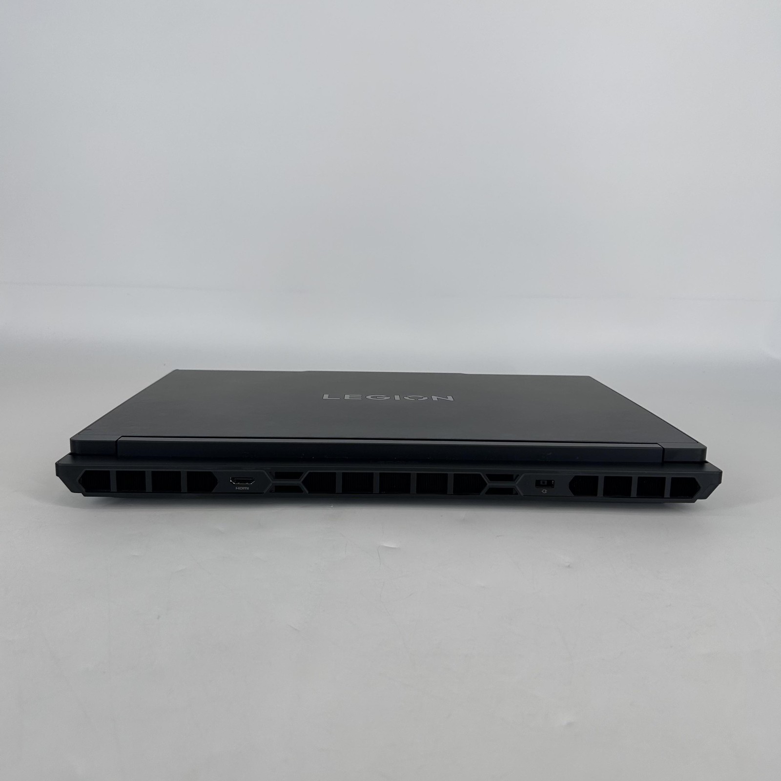 Lenovo Legion 9i Gen 10 18 UHD+ 2.7 GHz Ultra 9 275HX 64GB 2TB SSD RTX 5090 Good
