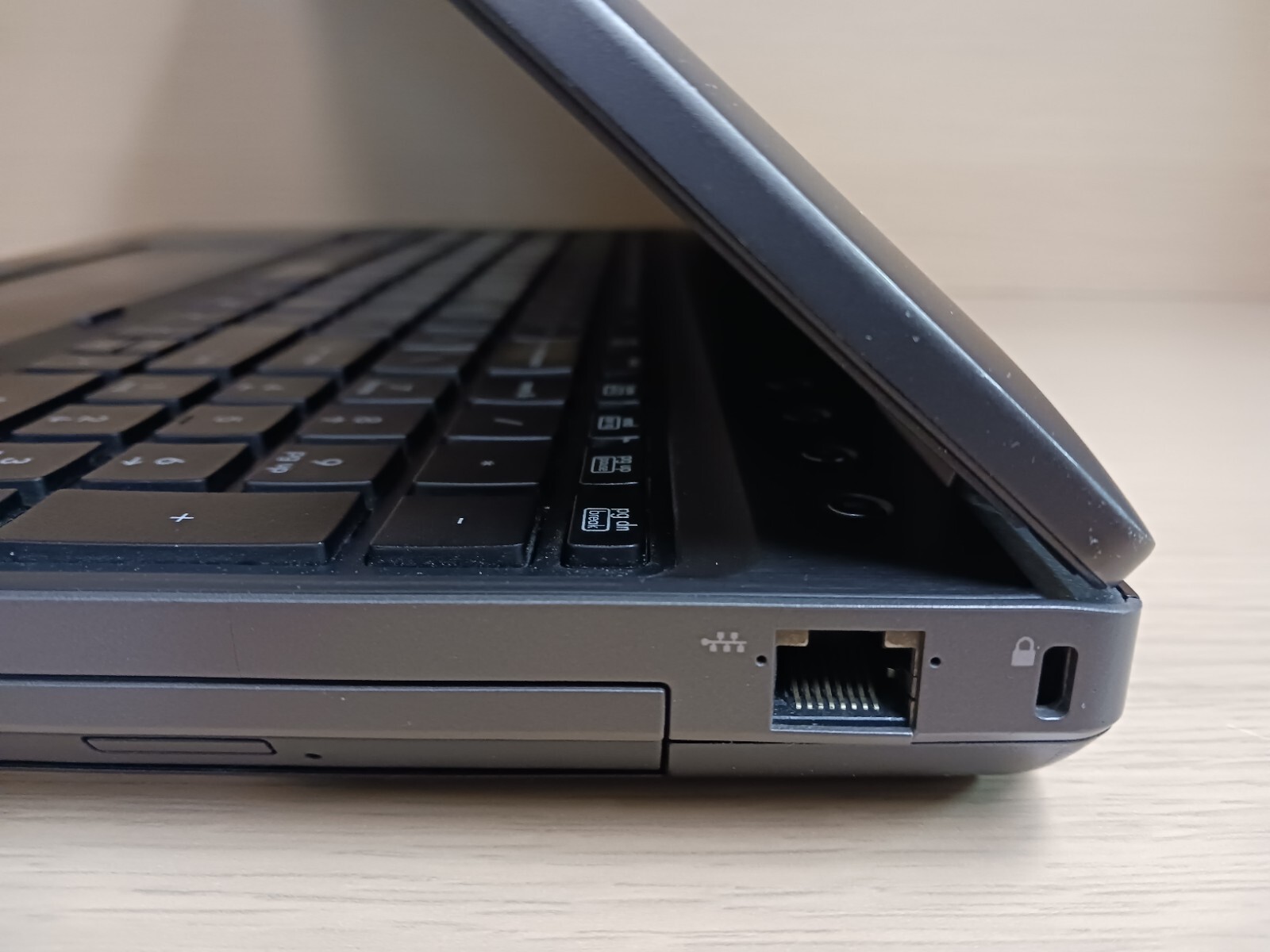 HP ProBook 6560b Laptop Intel Core i5 CPU, 4 GB RAM, No OS/HD/Battery/Charger FP