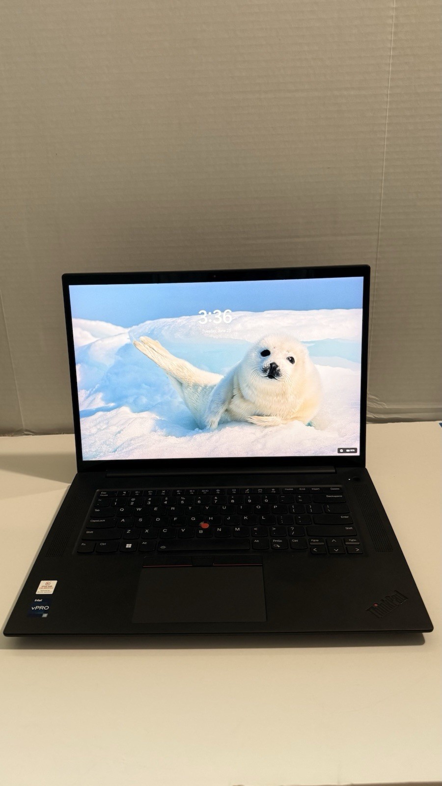 Lenovo ThinkPad P1 Gen 5 16 QHD+ 2.4 GHz i7-12800H 32GB 1TB SSD RTX 3070 Ti Good