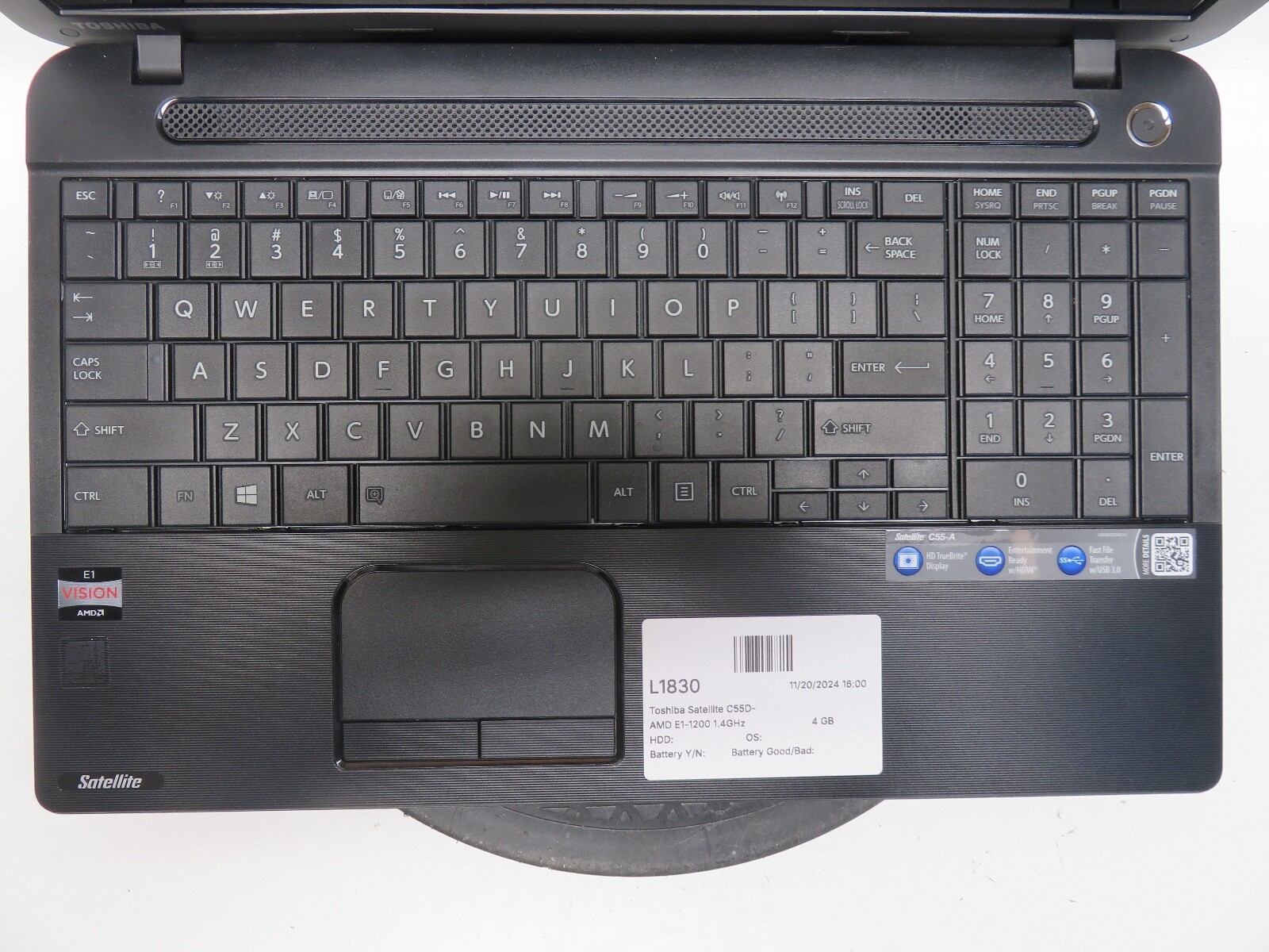 Toshiba Satellite C55D-A5240NR AMD E1-1200 1.4GHz 4 GB NO HDD No Batt