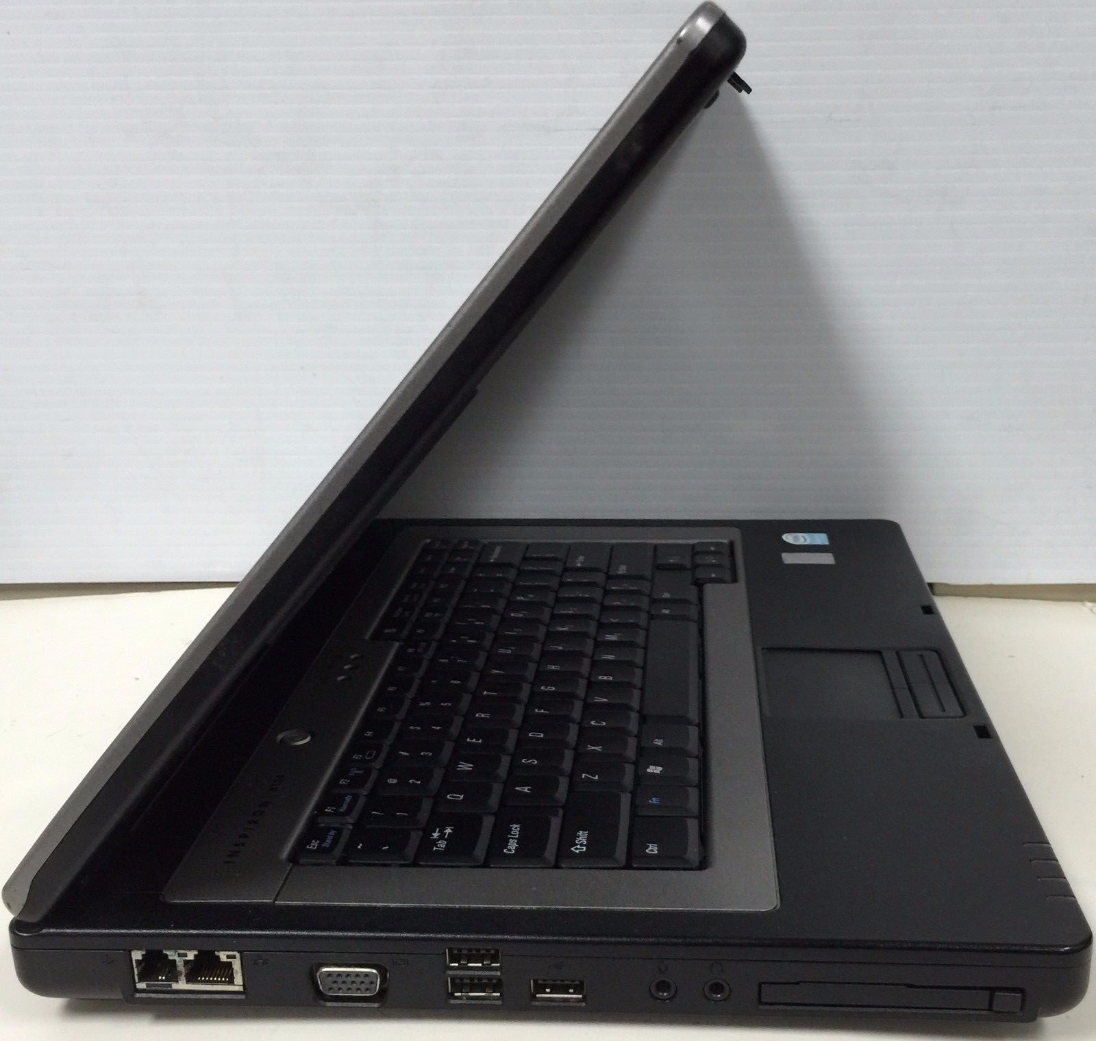 Dell Inspiron B130 14″ Intel Celeron M 1.40GHz 1GB DDR2 40GB HD