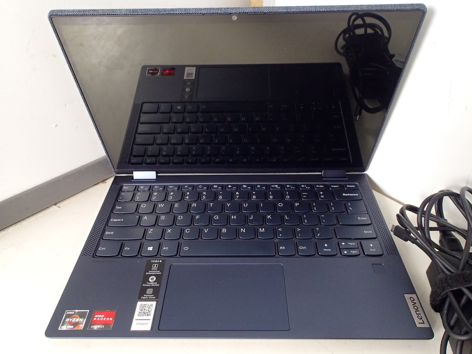 Lenovo Yoga 6 AMD Ryzen 7 4700U 2.00GHz 8GB RAM 512GB M.2 Windows 11 T.S Vega
