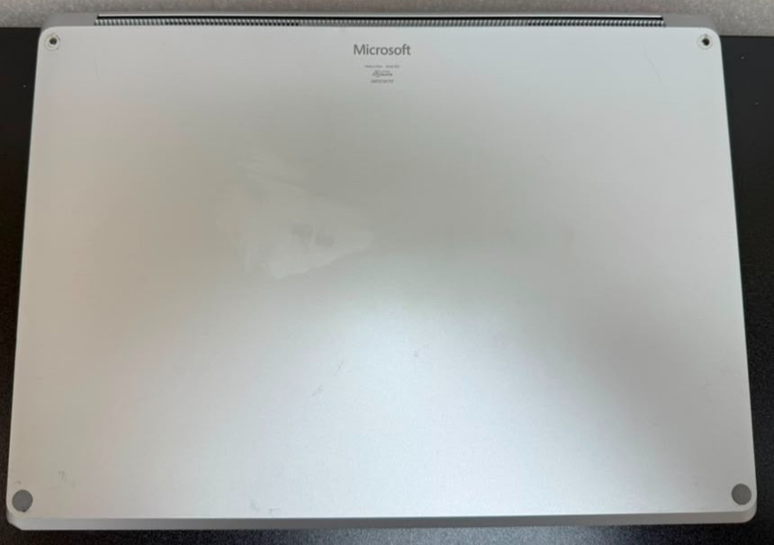 Microsoft Surface Laptop 3 15″ i7-1065G7 16GB 512GB Win 11 Pro- Read descr