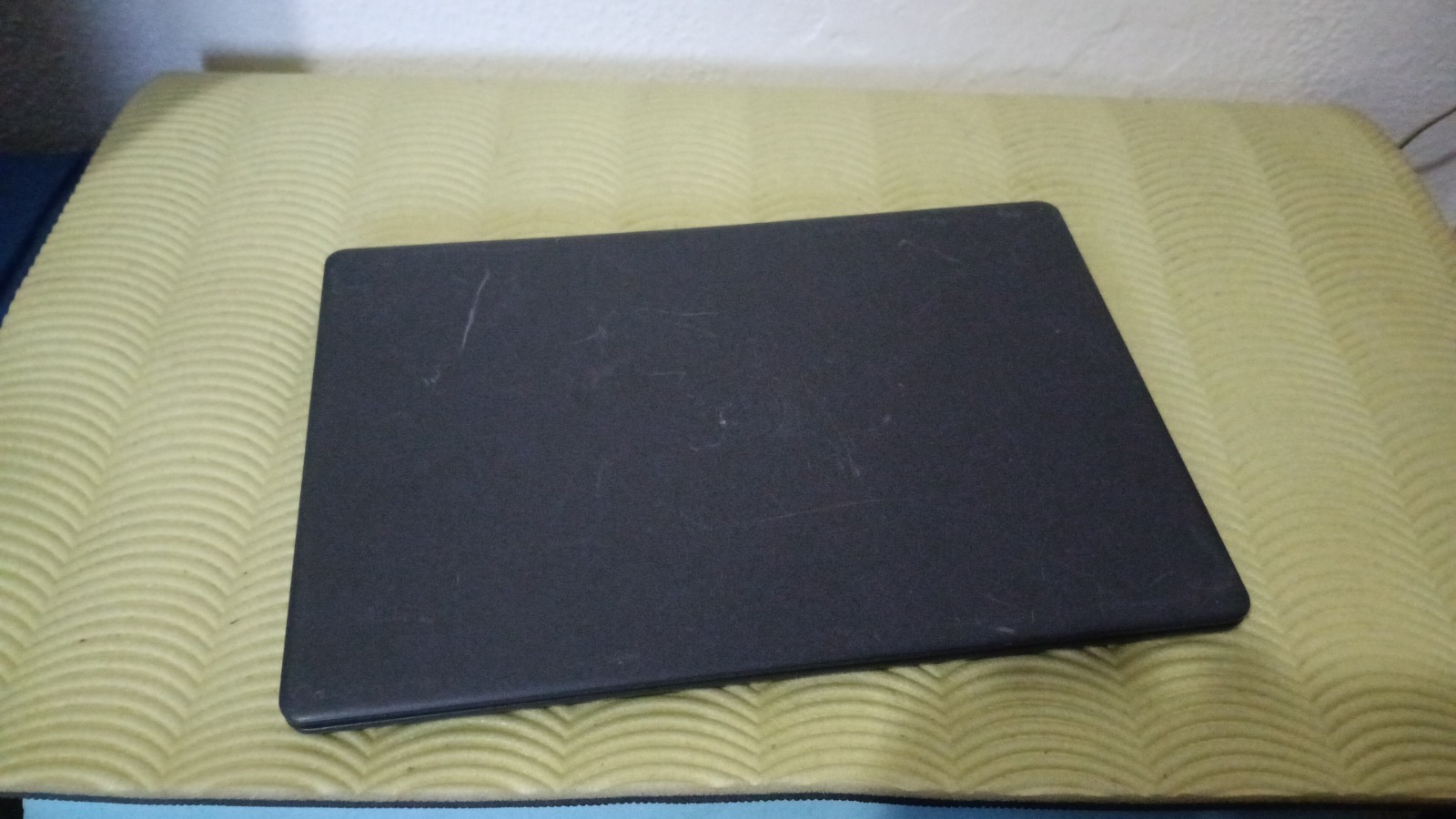 DELL inspiron 3505 15.6″ FULLHD iryzen 3-3250u 8GB 256gb SSD amd 2gb WIN11