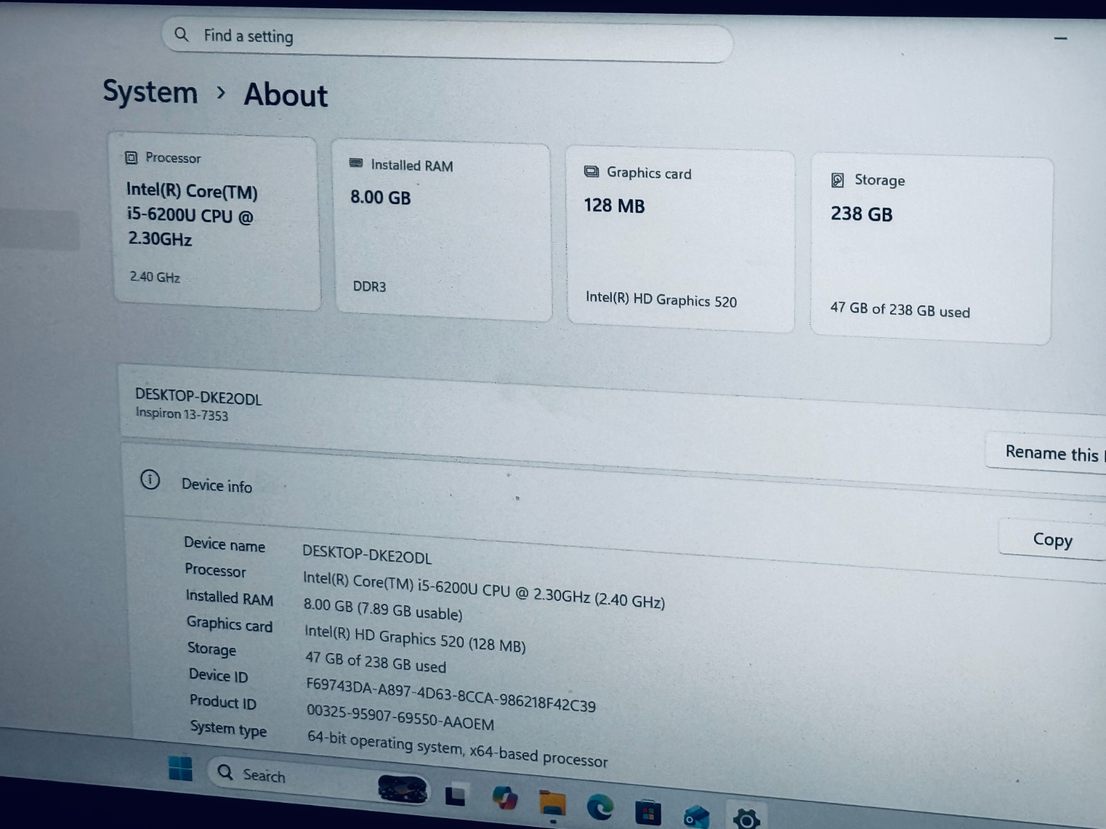 Dell Inspiron 2-in 1 Touch Laptop-Intel i5 6200U-8GB RAM-256GB WIN 11-Excellent