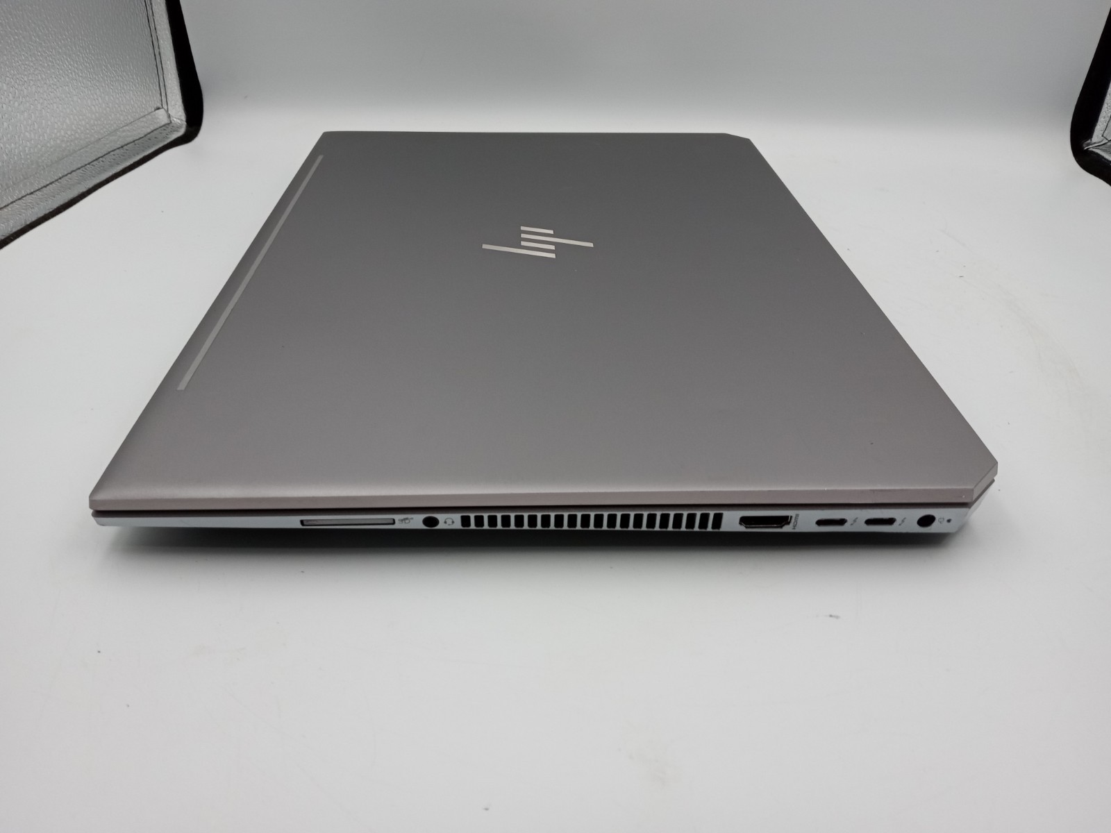 HP ZBook Studio G5 15″ i7-8850H 4GB RAM 128GB SSD Win11 – NO BATTERY – READ -RR