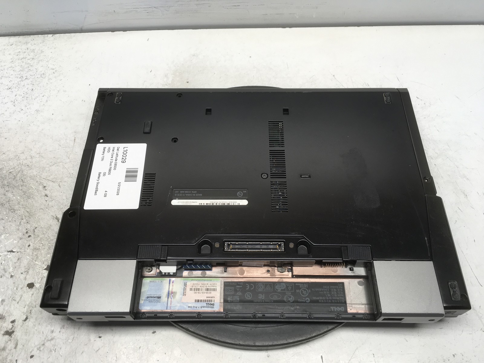 Dell Latitude E6500 Intel Core 2 Duo P8800 2.66GHz 4 GB NO HDD No Batt