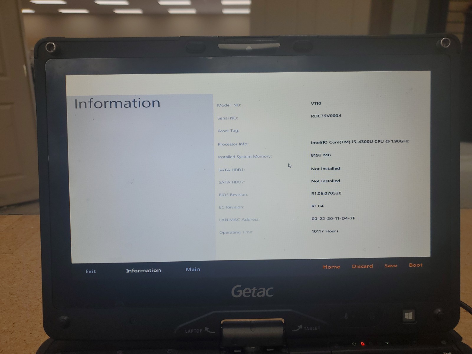 GETAC V110 Laptop Tablet Touch Screen i5-4300U 1.90GHz 8gB No HDD 10117hrs