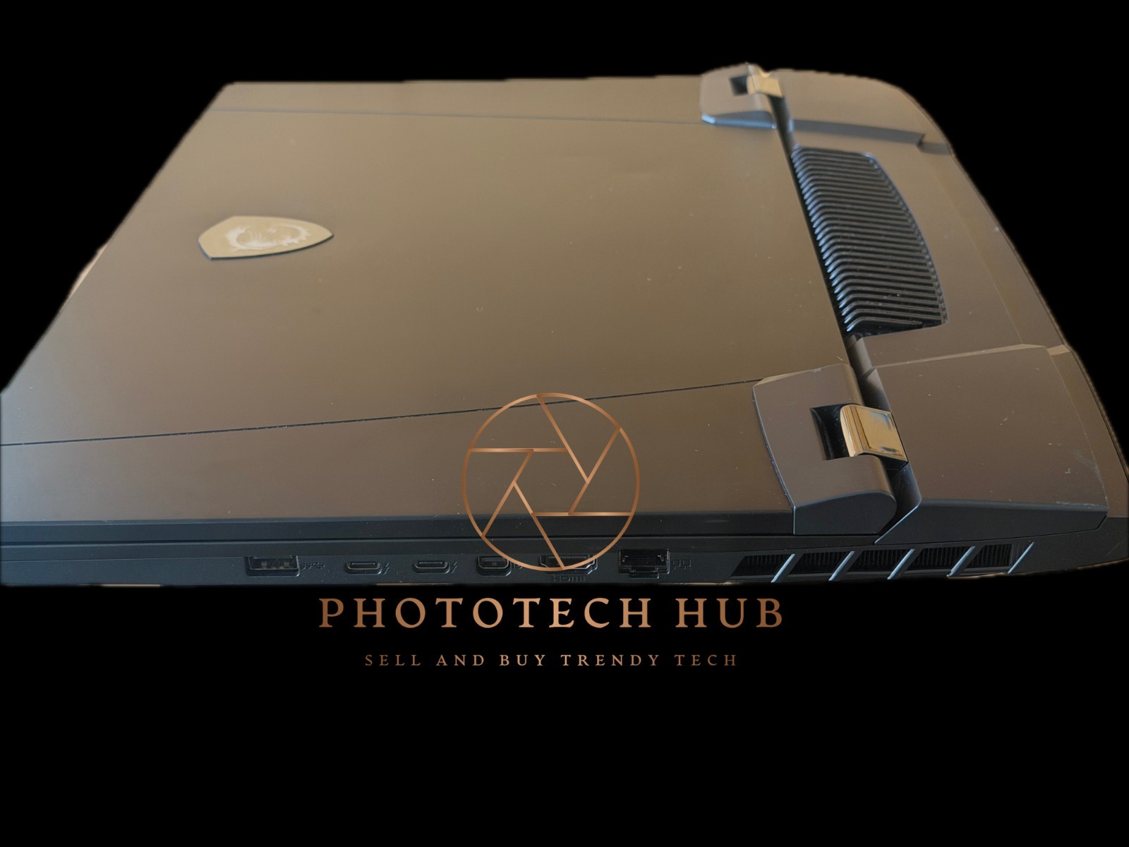 Gaming Editing Notebook MSI Titan GT77HX 13VI-042US RTX 4090 128GB RAM 4TB SSD