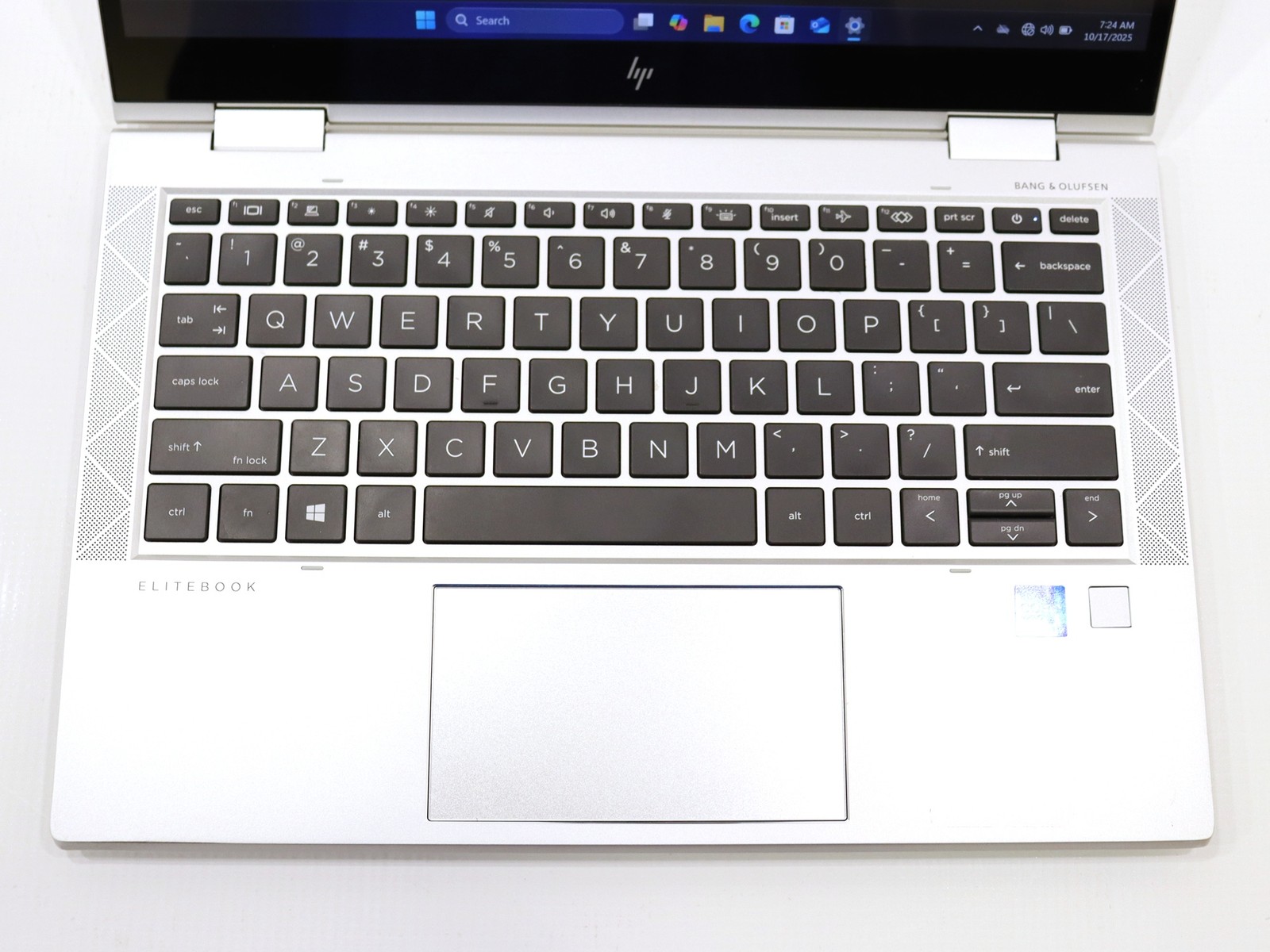 HP EliteBook x360 830 G8 13.3″ Touch i7-1185G7 32GB 500GB NVMe Win 11 Pro – Read