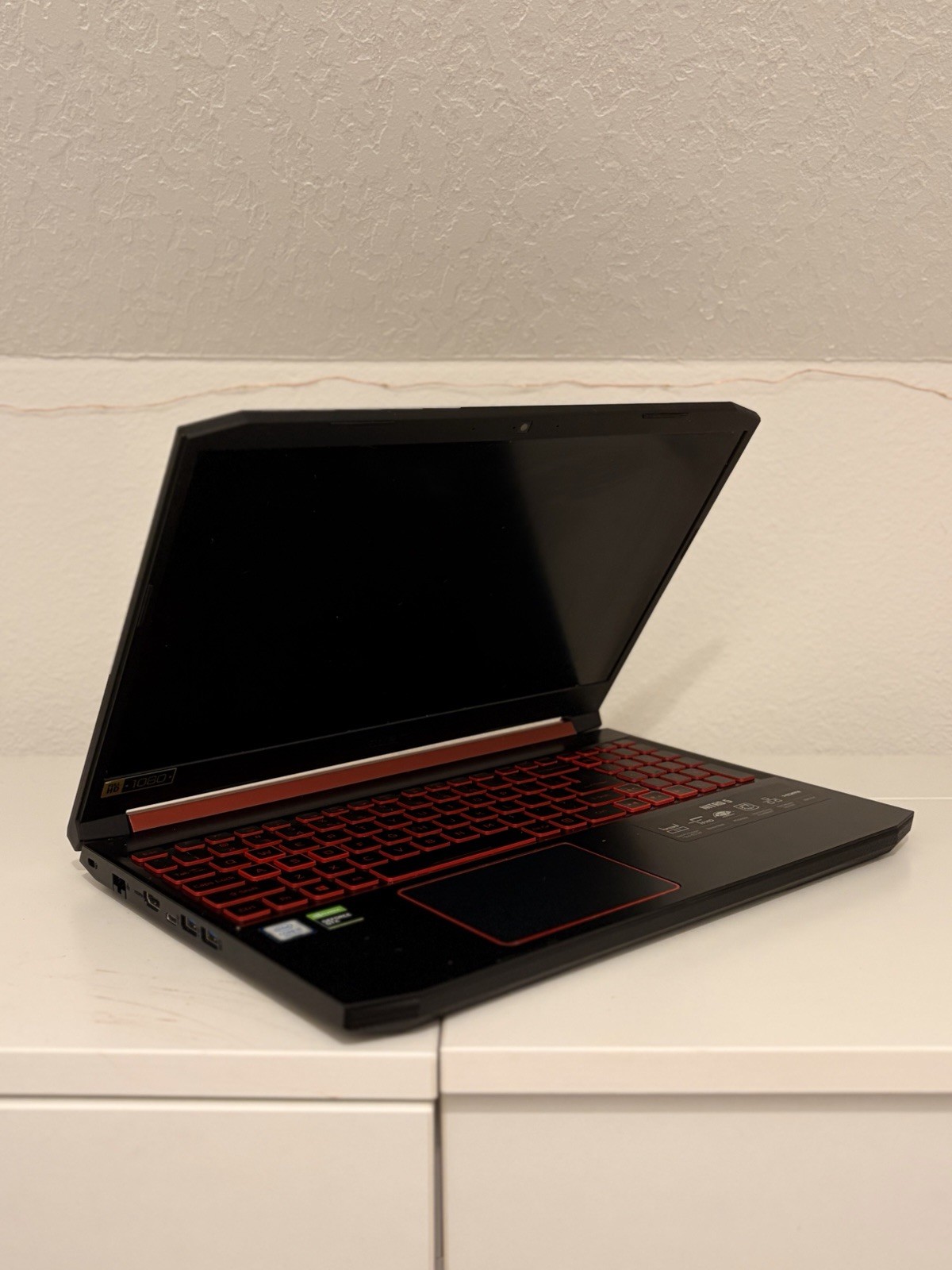 Acer Nitro 5 AN515-55-53AG 15.6″ i5-10300H 8GB RAM 256GB SSD GeForce GTX 1650