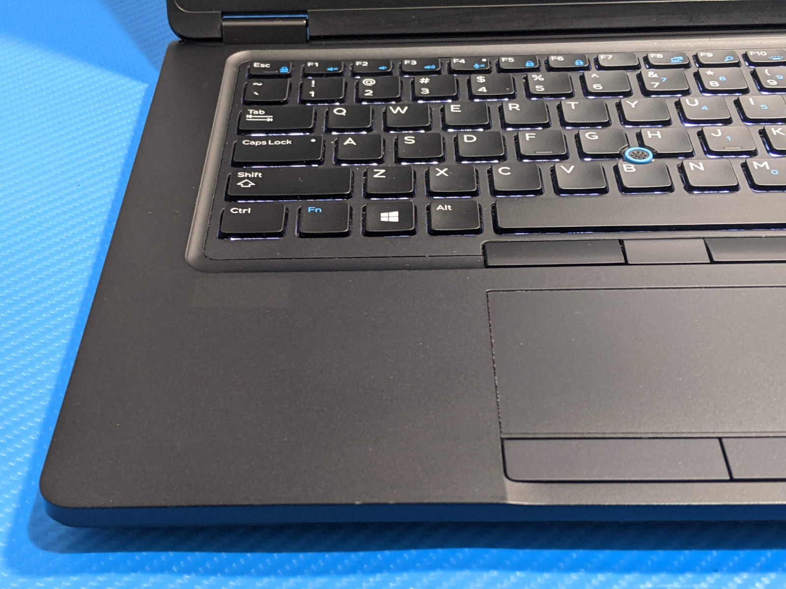 Dell Latitude 5490 14″ FHD Intel Core i5-8365U 1.6GHz 8GB 256GB SSD Win11Pro +PA