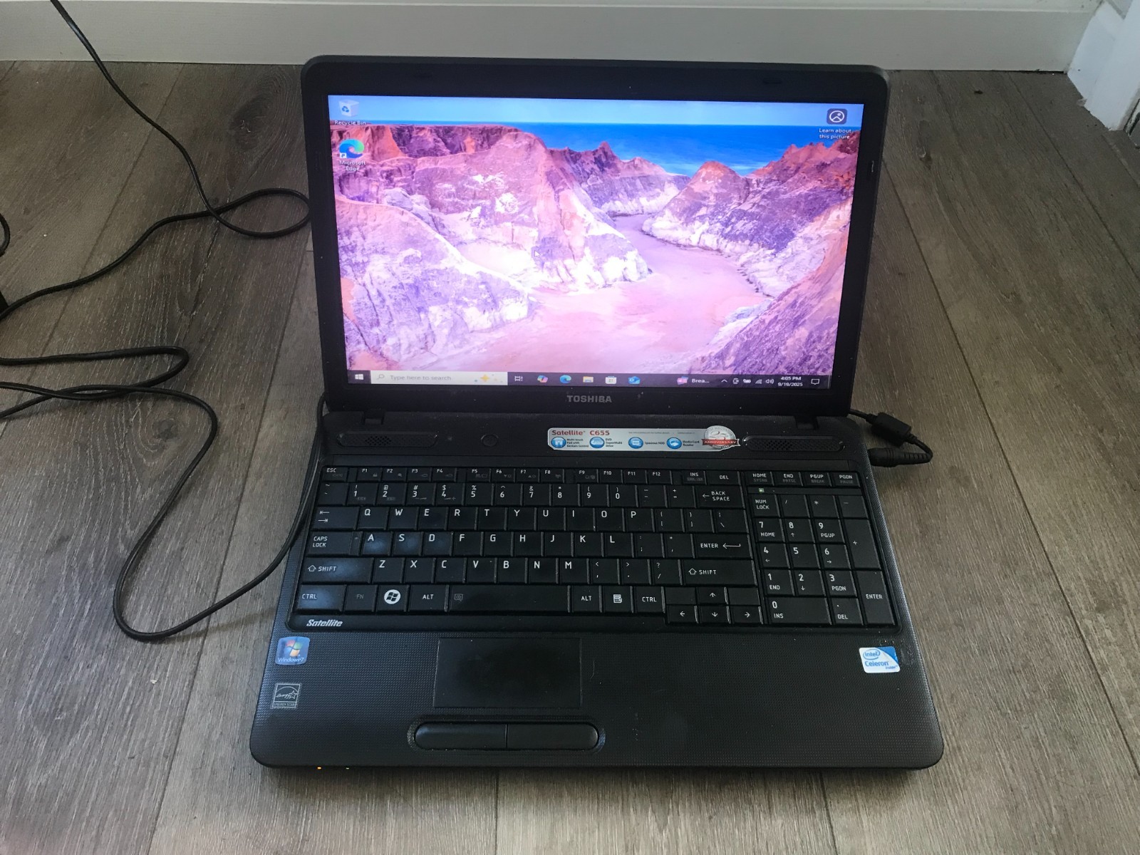 Toshiba Satellite C655-S5049 15.6″ Intel Celeron 900 2.20GHz 2GB RAM 250GB HDD