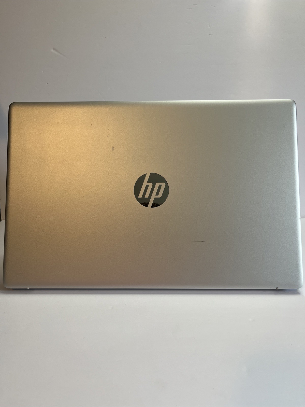 HP Laptop 17-cn0xxx 17″ i3-1125G4 2.00GHz 8/256GB Win11H UHD 1600×900 #308/312